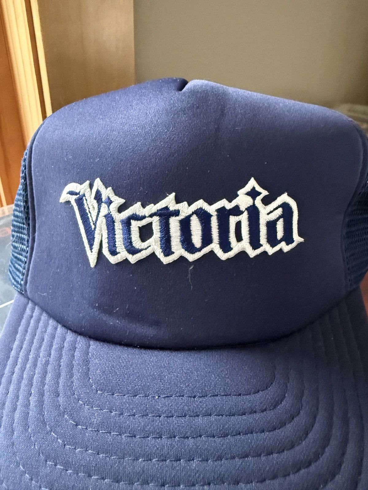 Vintage Vintage 80s Victoria Canada Snapback Mesh Trucker Hat Size ONE SIZE - 3 Thumbnail