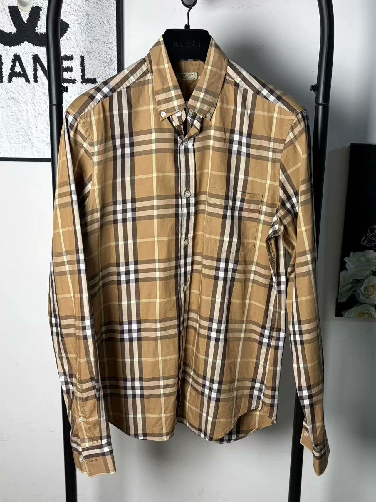 Burberry Burberry Plaid White Shirt m Men Size US M / EU 48-50 / 2 - 1 Thumbnail