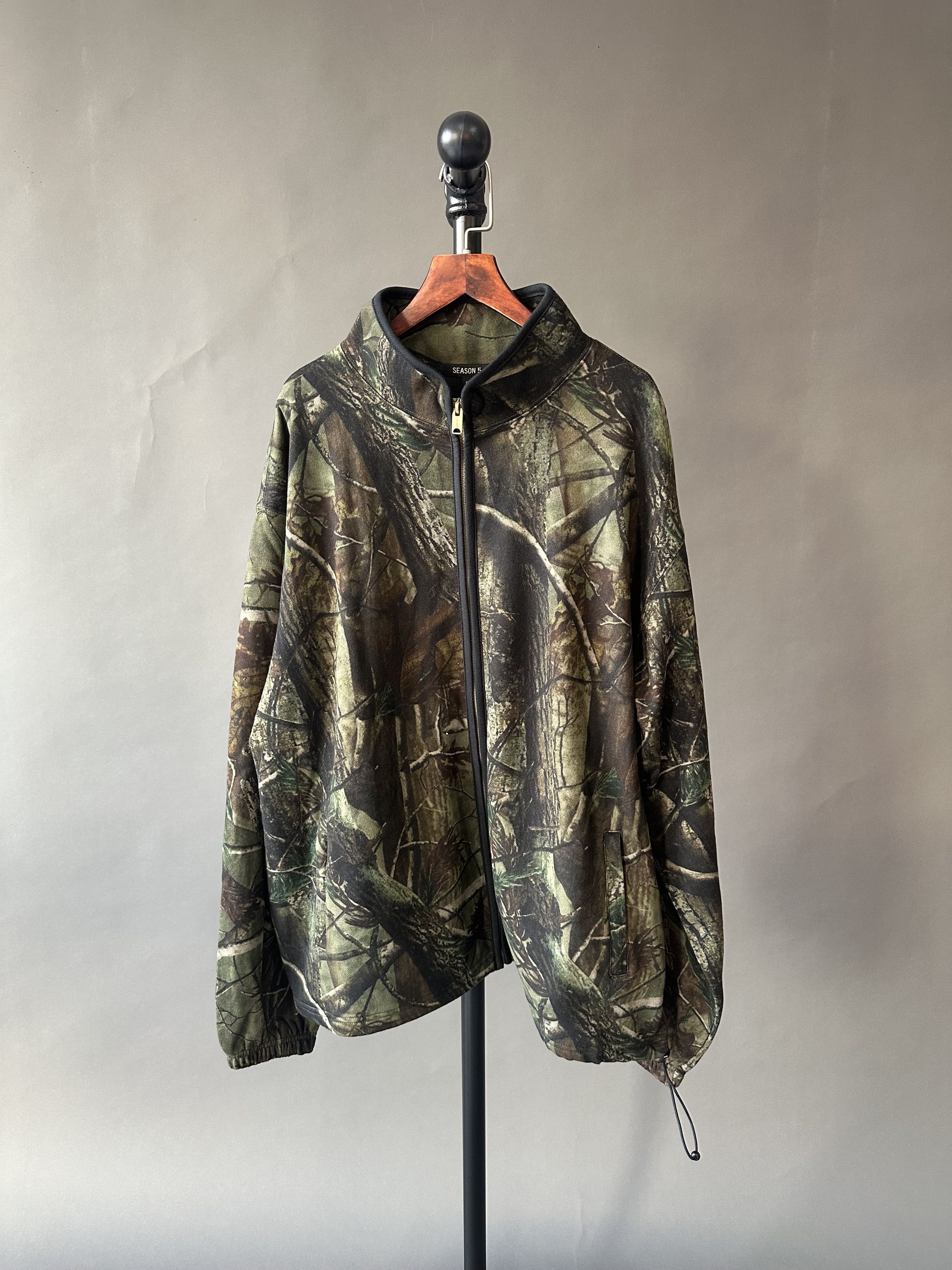 Yeezy Season 5 Unreleased Camo Jacket Size US S / EU 44-46 / 1 - 1 Thumbnail