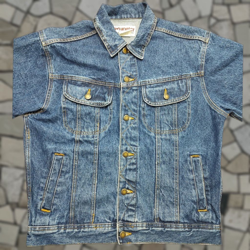 Wrangler VINTAGE Wrangler Rugged Wear RJK30AN Mens Medium Blue Denim Trucker Jacket Y2K Wrangler Rugged Wear Denim Jacket Western 90s Mens Size US M / EU 48-50 / 2 - 1 Thumbnail