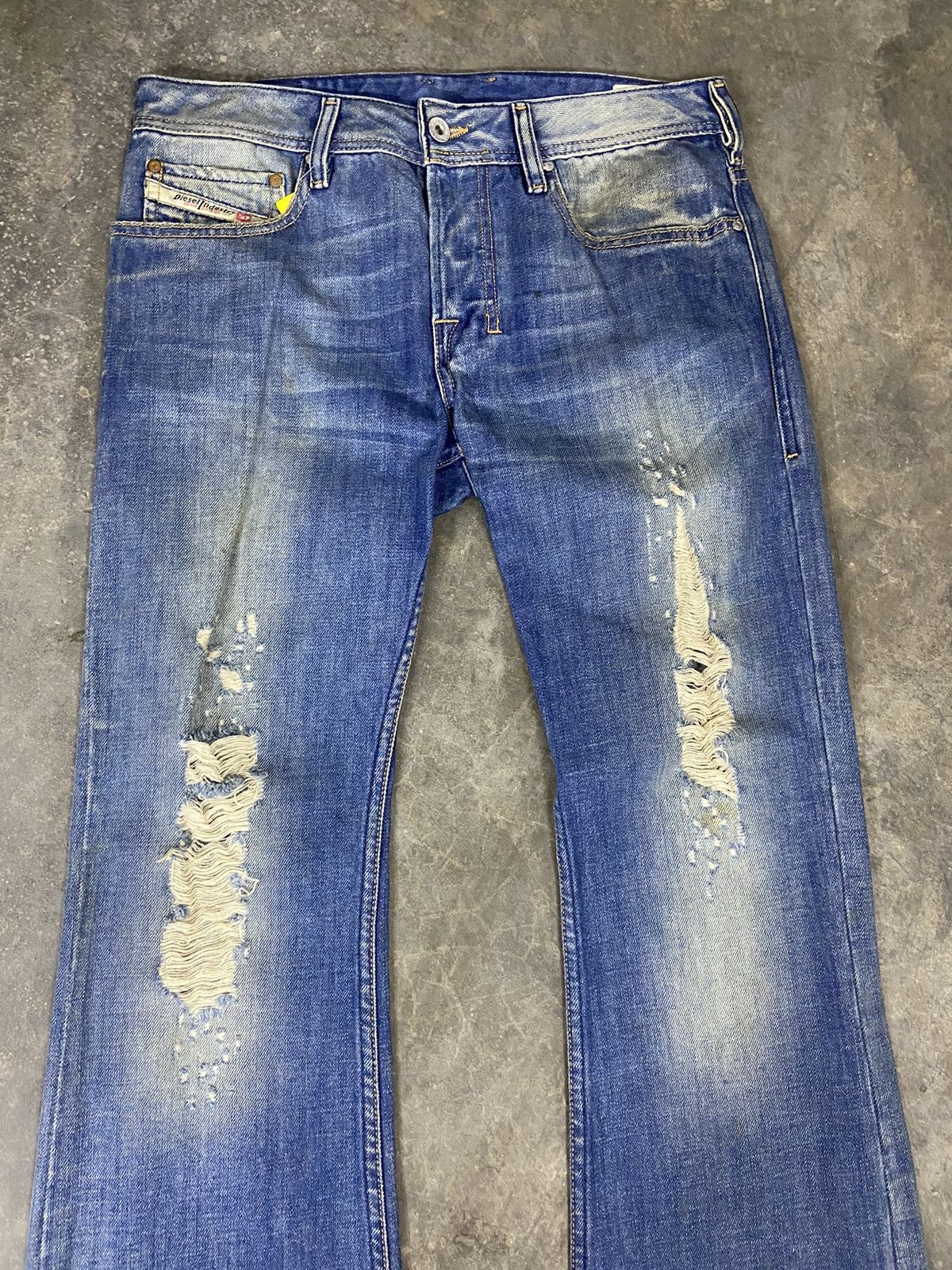 Diesel 🔥 Distressed Jeans Diesel Flared jeans wide baggy Size US 32 / EU 48 - 3 Thumbnail