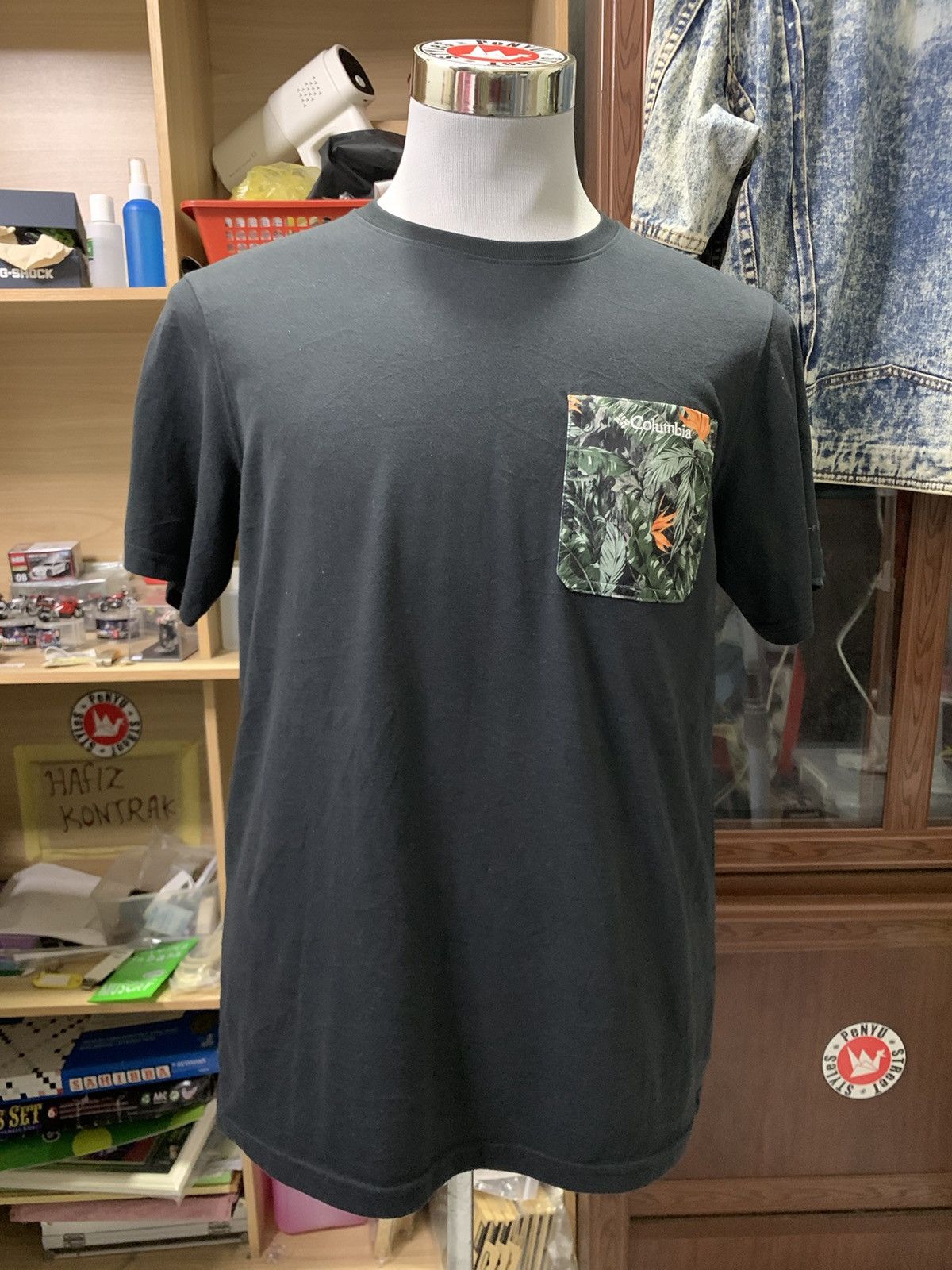 Columbia Colombia pocket Tee Size US L / EU 52-54 / 3 - 1 Thumbnail