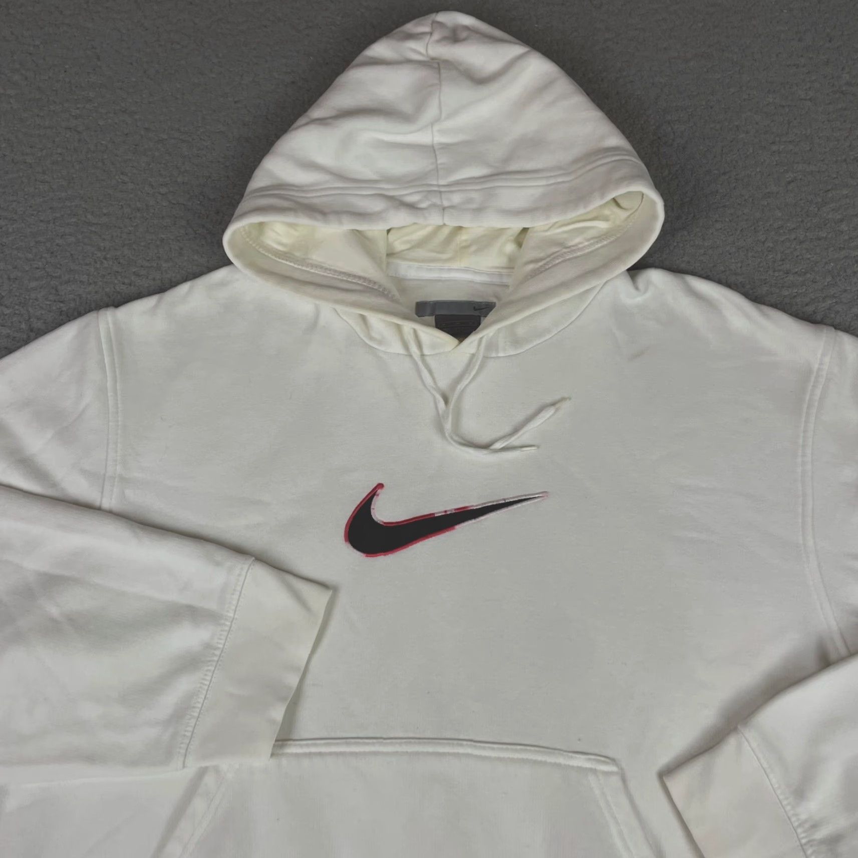 Nike VINTAGE Nike Sweatshirt Mens M White Hoodie Embroidered Logo Graphic Print Hooded Pullover City College USA USA Sports University Logo Size US M / EU 48-50 / 2 - 2 Thumbnail