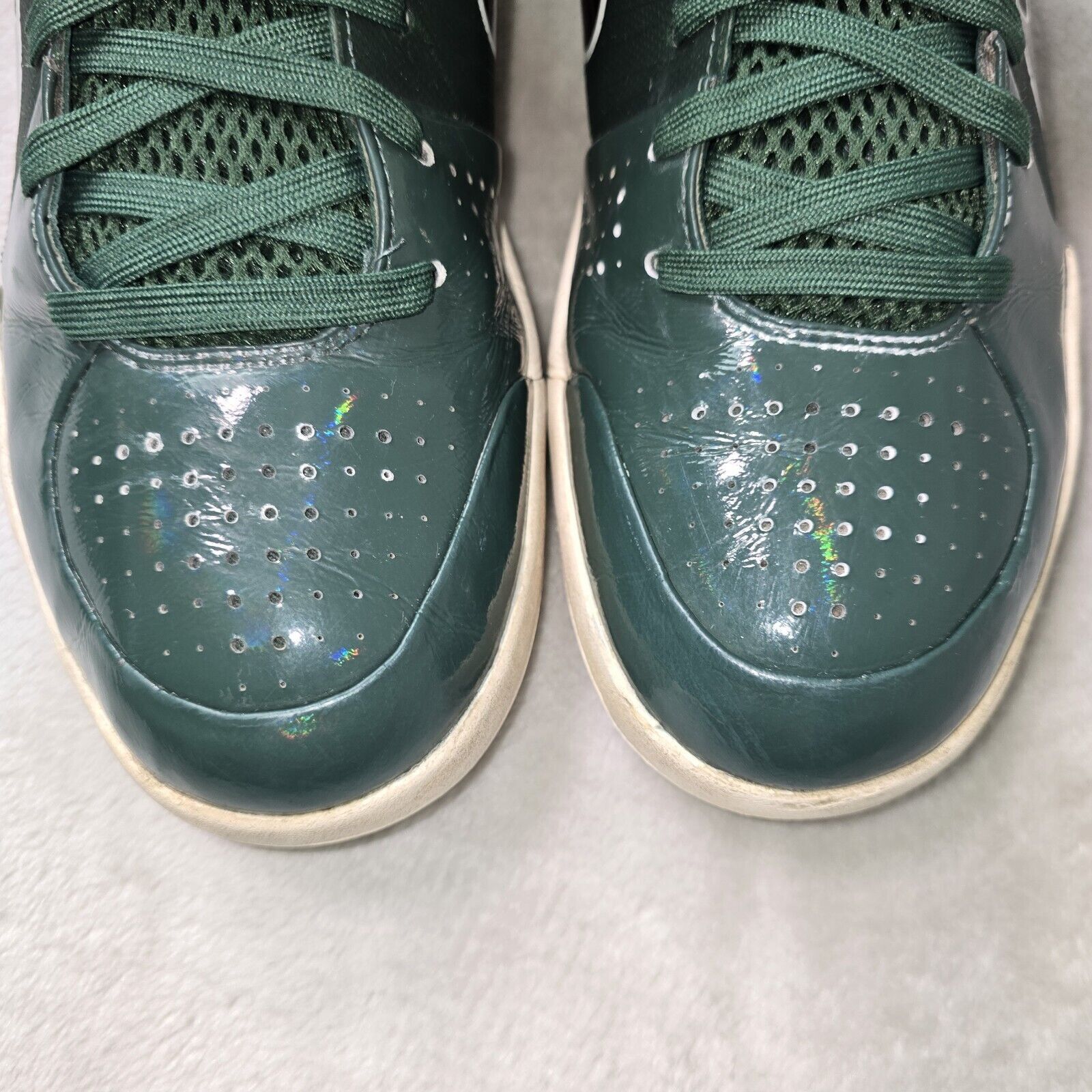 Nike Undefeated x Nike Kobe 4 Protro Milwaukee Bucks Size 11 Size US 11 / EU 44 - 13 Thumbnail