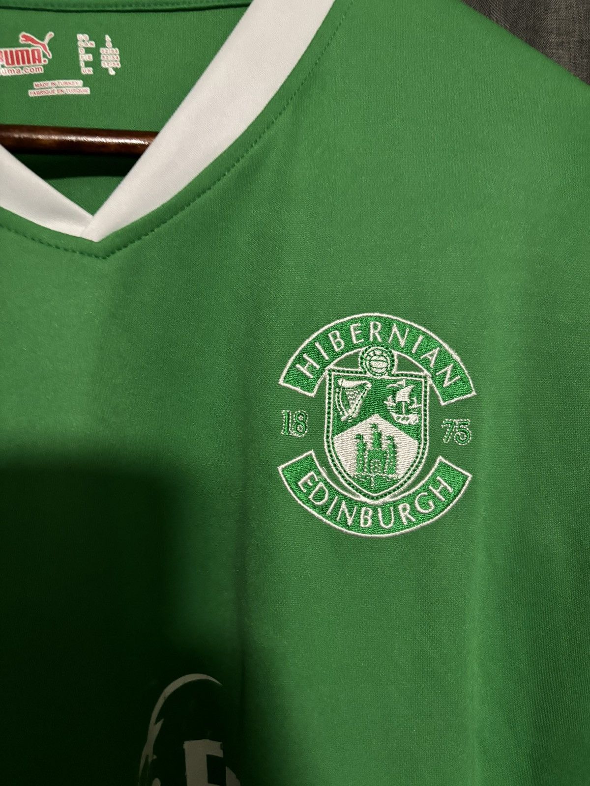 Puma Hibernian 2010-11 Home Jersey Size US L / EU 52-54 / 3 - 3 Thumbnail