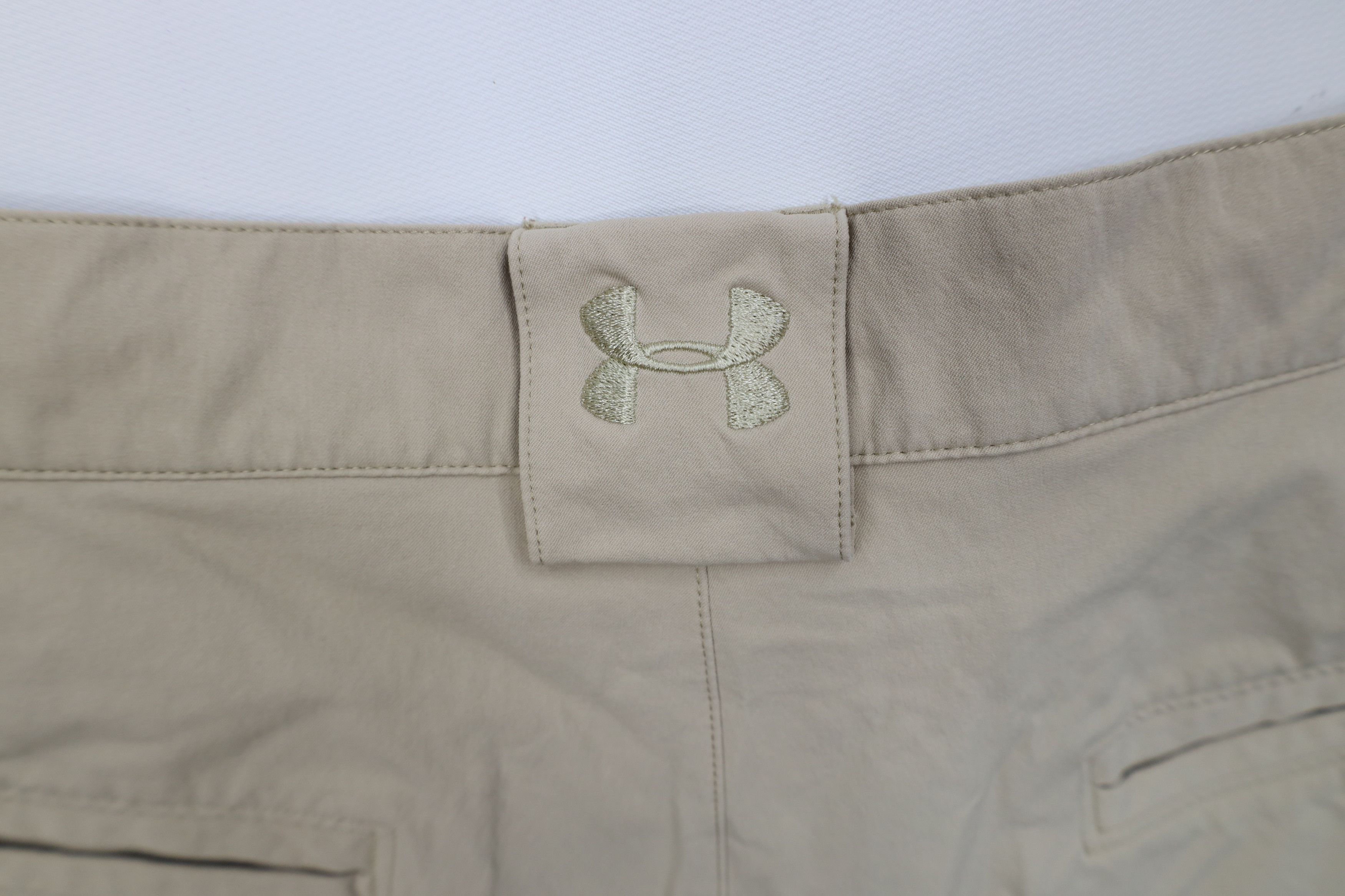 Under Armour Vintage Y2K Under Armour Golf Chino Shorts Khaki Beige Size US 40 / EU 56 - 11 Thumbnail