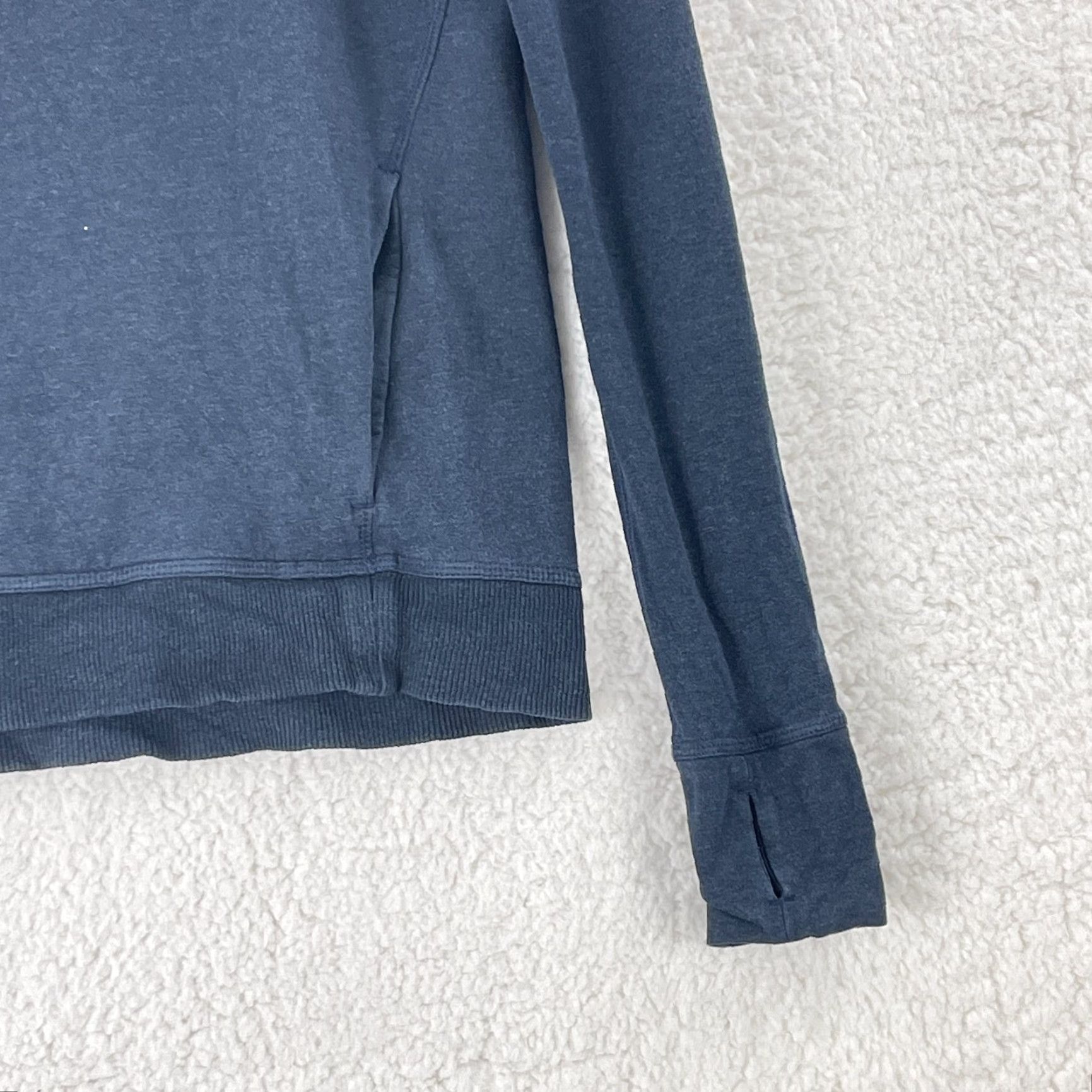 Lululemon Lululemon Stress Less Long Sleeve Hoodie Womens Size 4 Blue Pullover Knit Hoodie Pullover Sweatshirt with Pockets Size S / US 4 / IT 40 - 4 Thumbnail