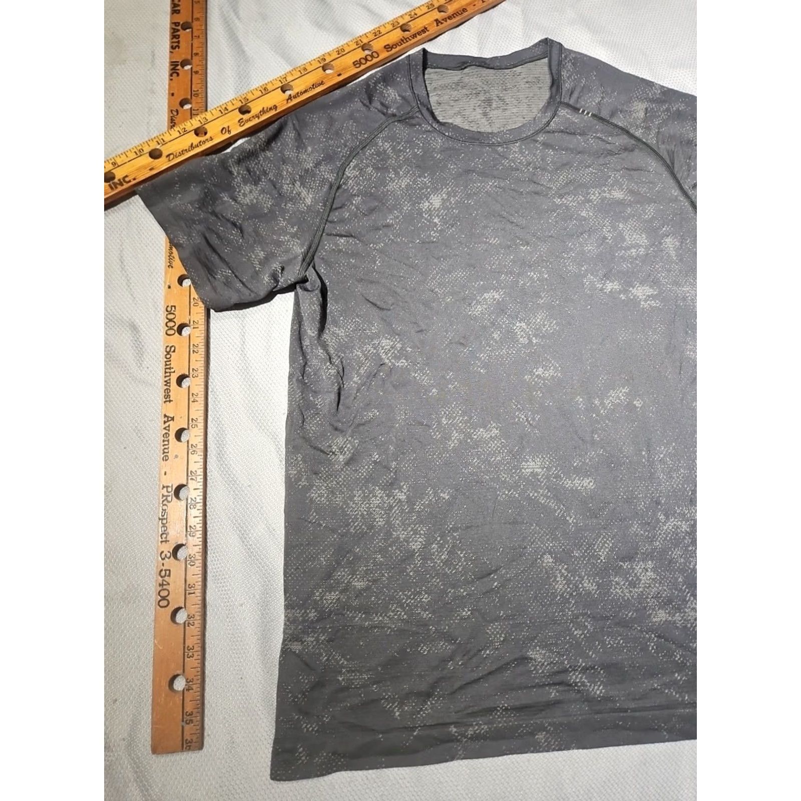 Lululemon Lululemon Shirt Mens L Gray Metal Vent Tech Camo Active Performance Stretch Tee Size US L / EU 52-54 / 3 - 5 Thumbnail