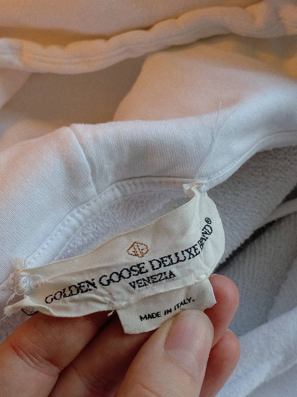 Golden Goose Golden Goose Deluxe Brand Hoodie White Back Print Oversize Size US M / EU 48-50 / 2 - 10 Thumbnail