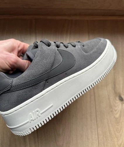 Nike Nike Air Force 1 Sage Low Night Women's Gray Suede Shoes Size US 8 / EU 41 - 10 Thumbnail