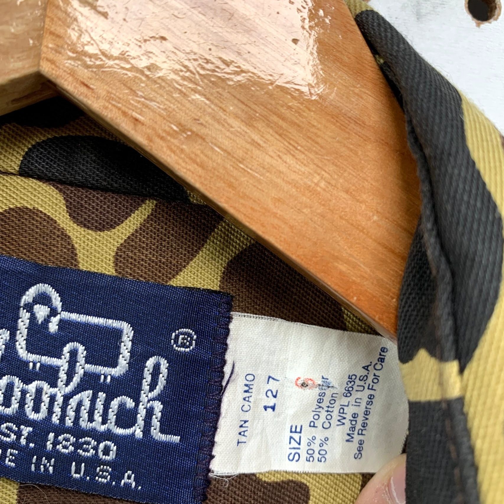 Vintage VINTAGE Woolrich Duck Camo Button Shirt Mens Small Camouflage 60s 70s Made USA Size US S / EU 44-46 / 1 - 3 Thumbnail