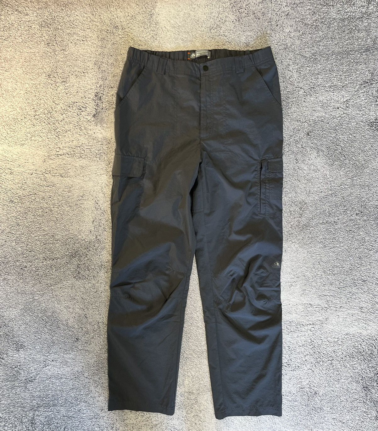 Nike ACG NIKE ACG Mens Pants Vintage Cargo Polyester Made In India Size US 32 / EU 48 - 1 Thumbnail