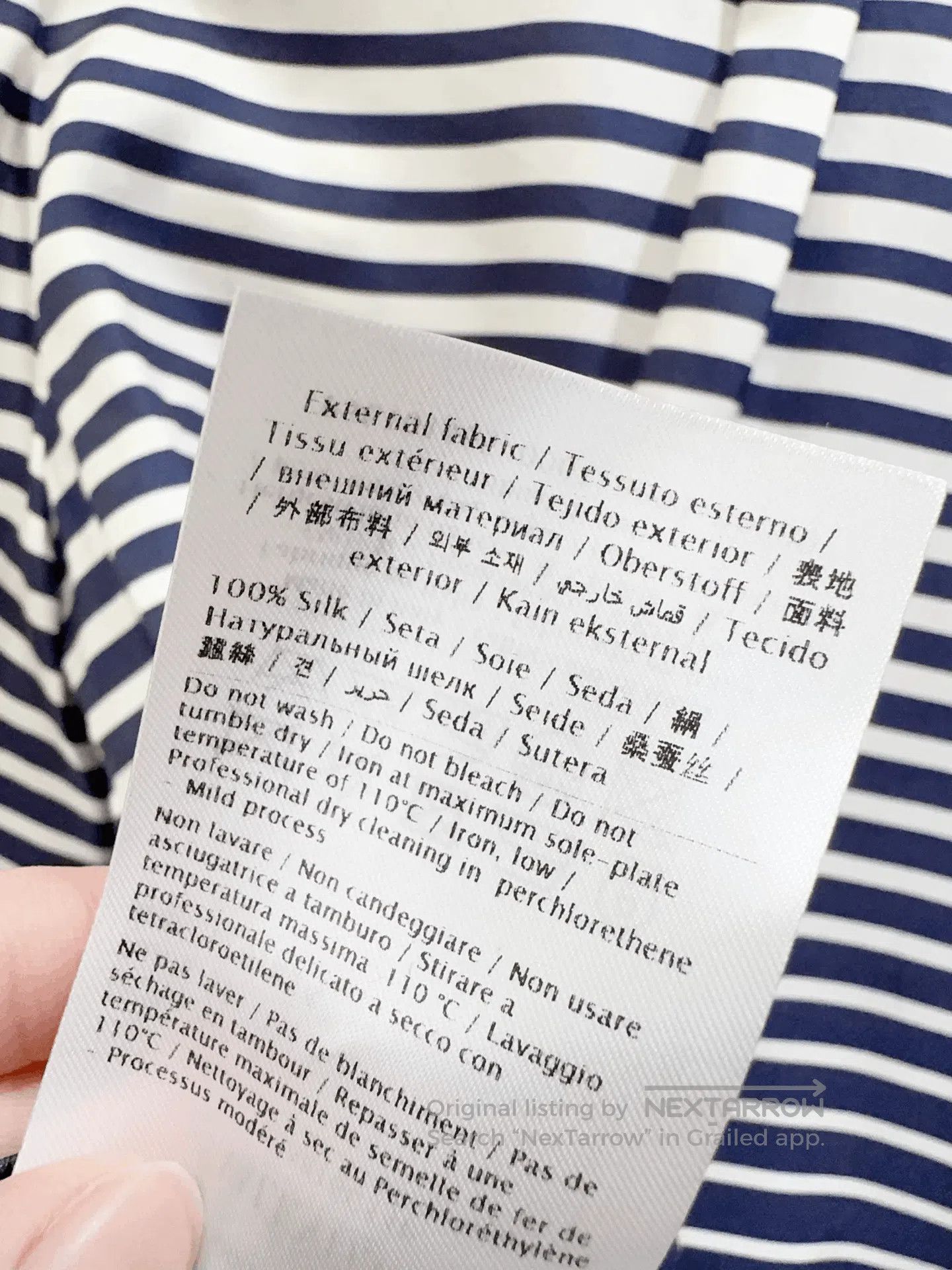 Valentino Valentino Silk Shirt. Size M / US 6-8 / IT 42-44 - 9 Thumbnail