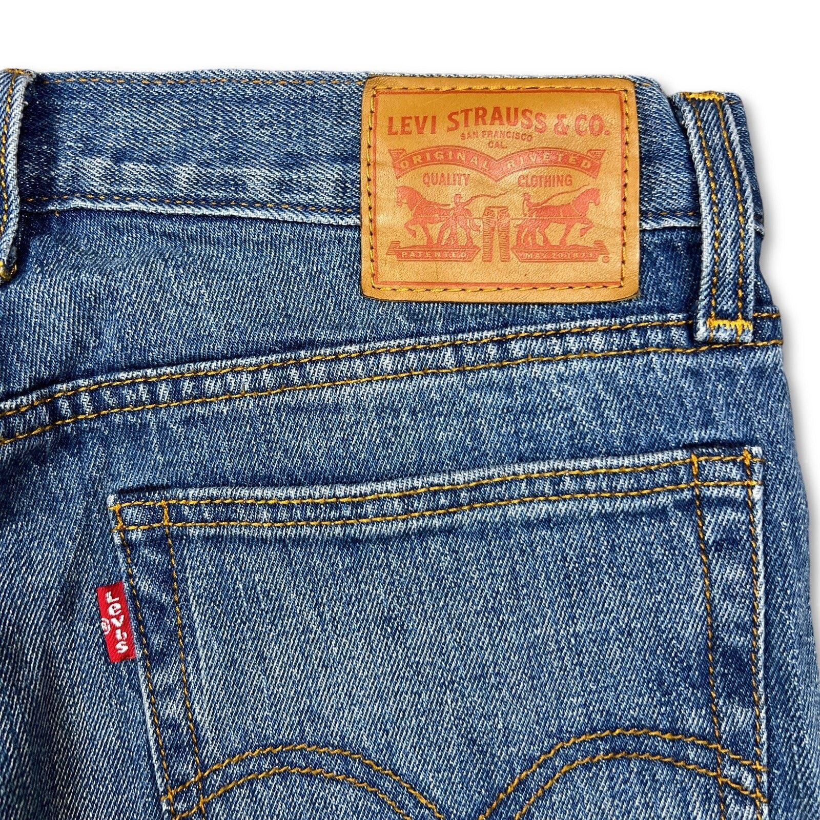 Levi's × Vintage Levi's Jeans 29x27 White Oak Medium Wash Distressed Frayed Size US 29 - 6 Thumbnail