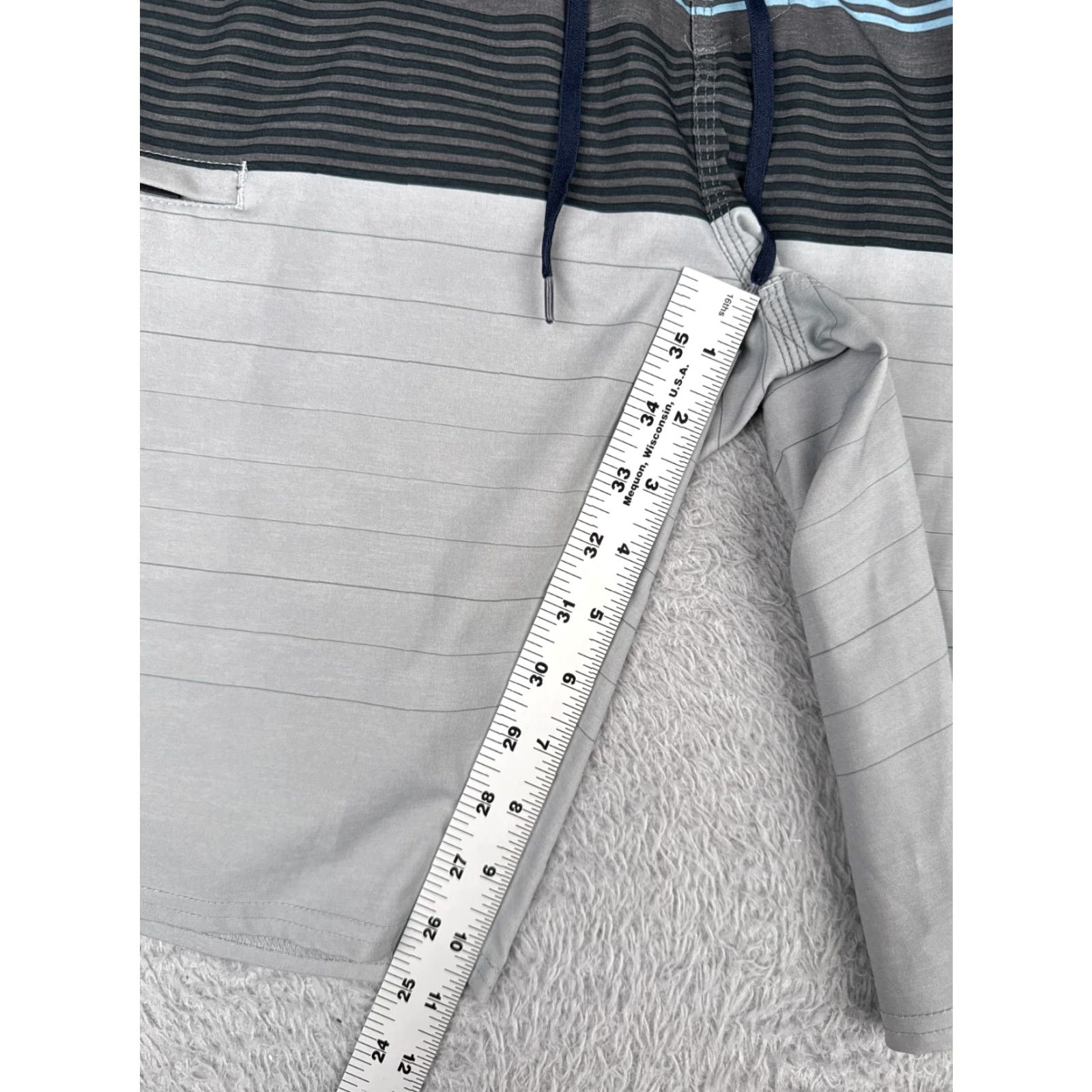 O'Neill O'Neill Swim Trunks Mens 28 Gray Blue Stripe Polyester Board Shorts Hyperfreak 28x11 Size US 28 / EU 44 - 6 Thumbnail