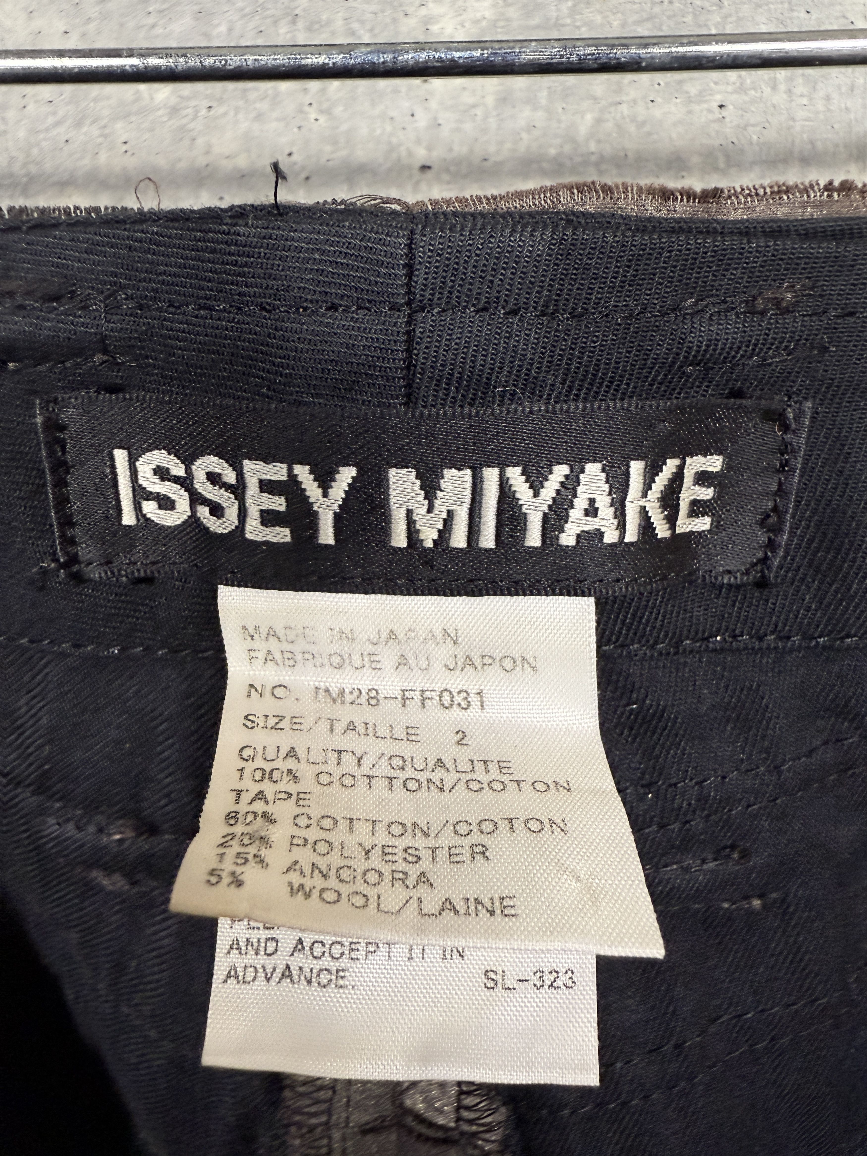 Issey Miyake Issey Miyake AW02 Waxed Reconstructed Patchwork Jeans Size US 30 / EU 46 - 3 Thumbnail