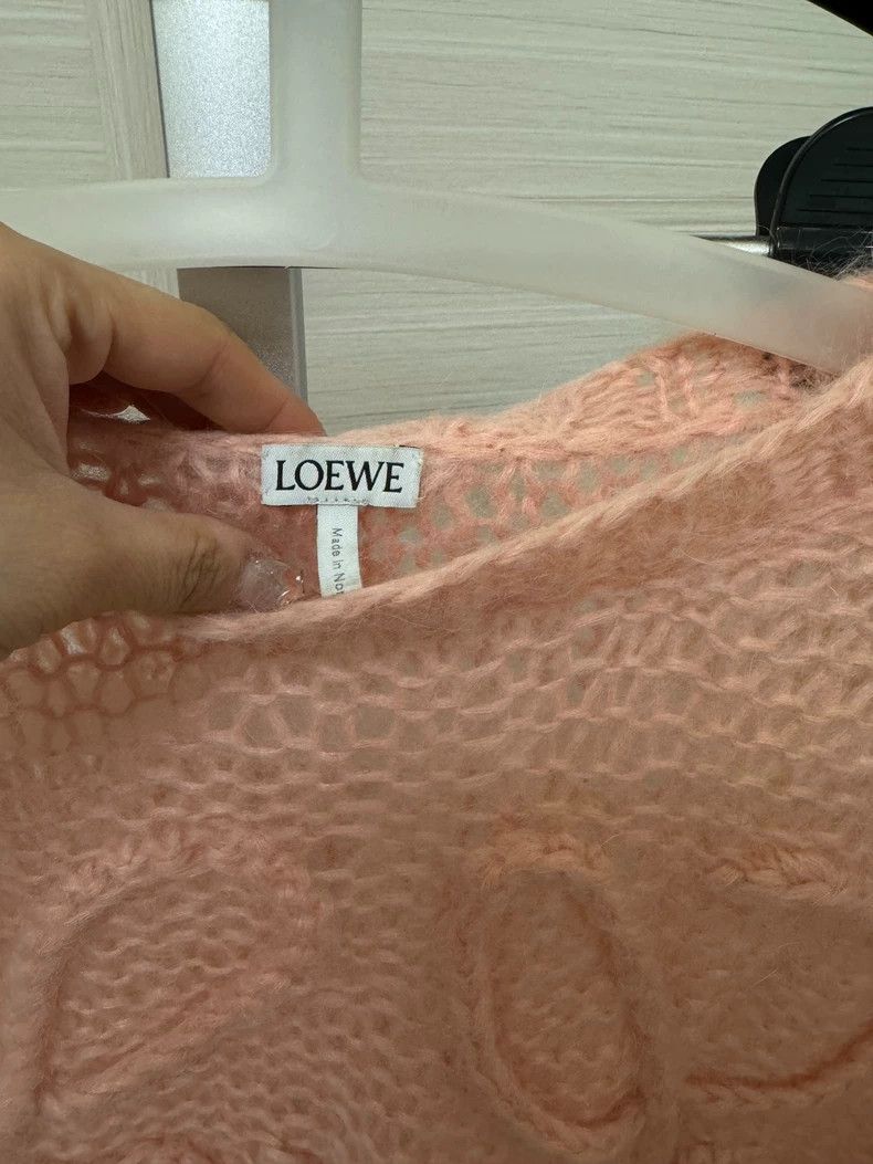 Loewe LOEWE woollen sweater Size XS / US 0-2 / IT 36-38 - 2 Thumbnail