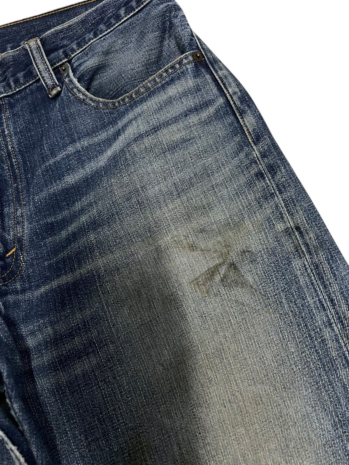 Levi's Vintage Levi’s 505-03 Faded Distress Jean Size US 34 / EU 50 - 8 Thumbnail