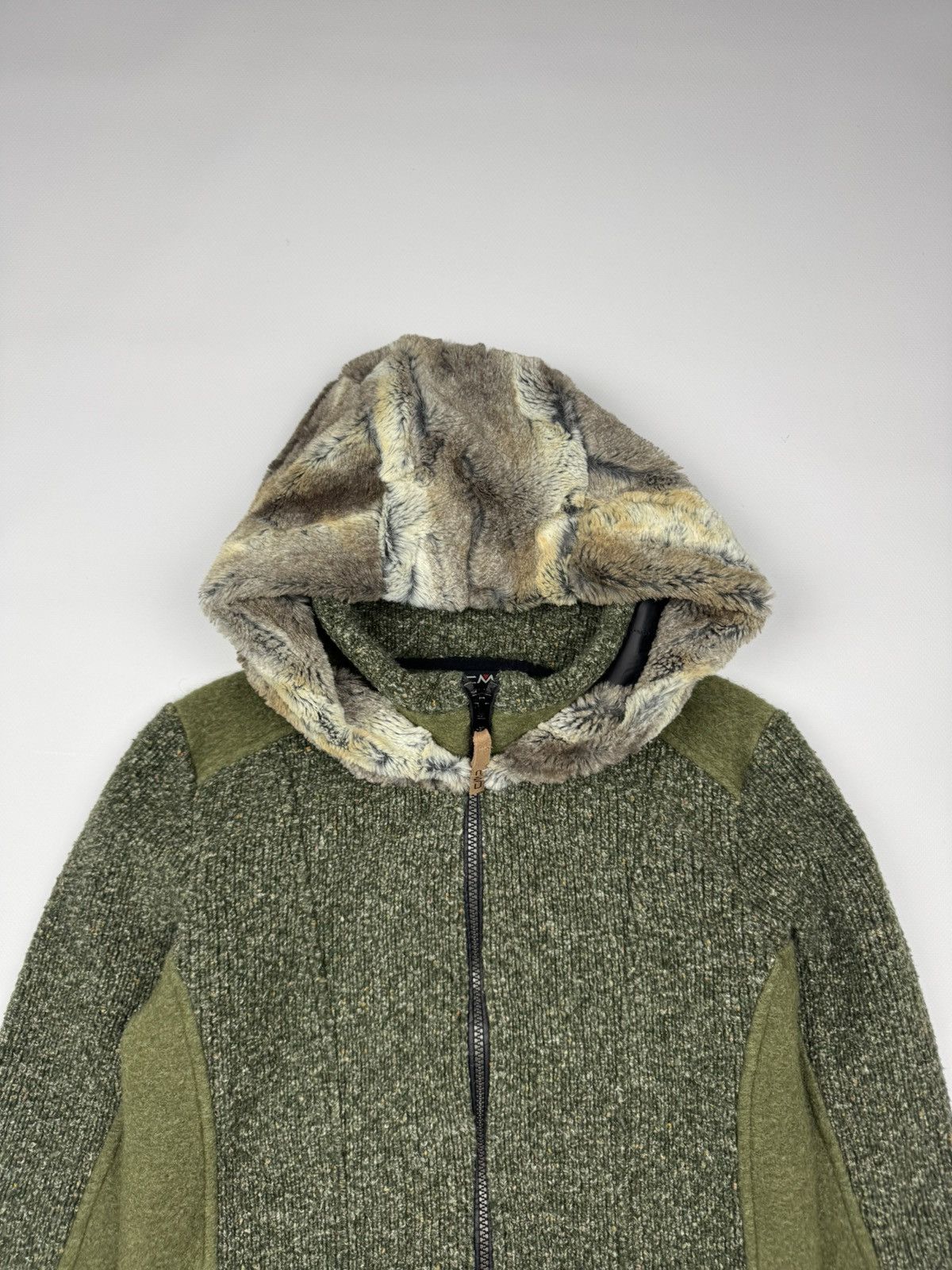 Japanese Brand Vintage Faux Fur Y2k Wool Zip Hoodie Size S / US 4 / IT 40 - 2 Thumbnail