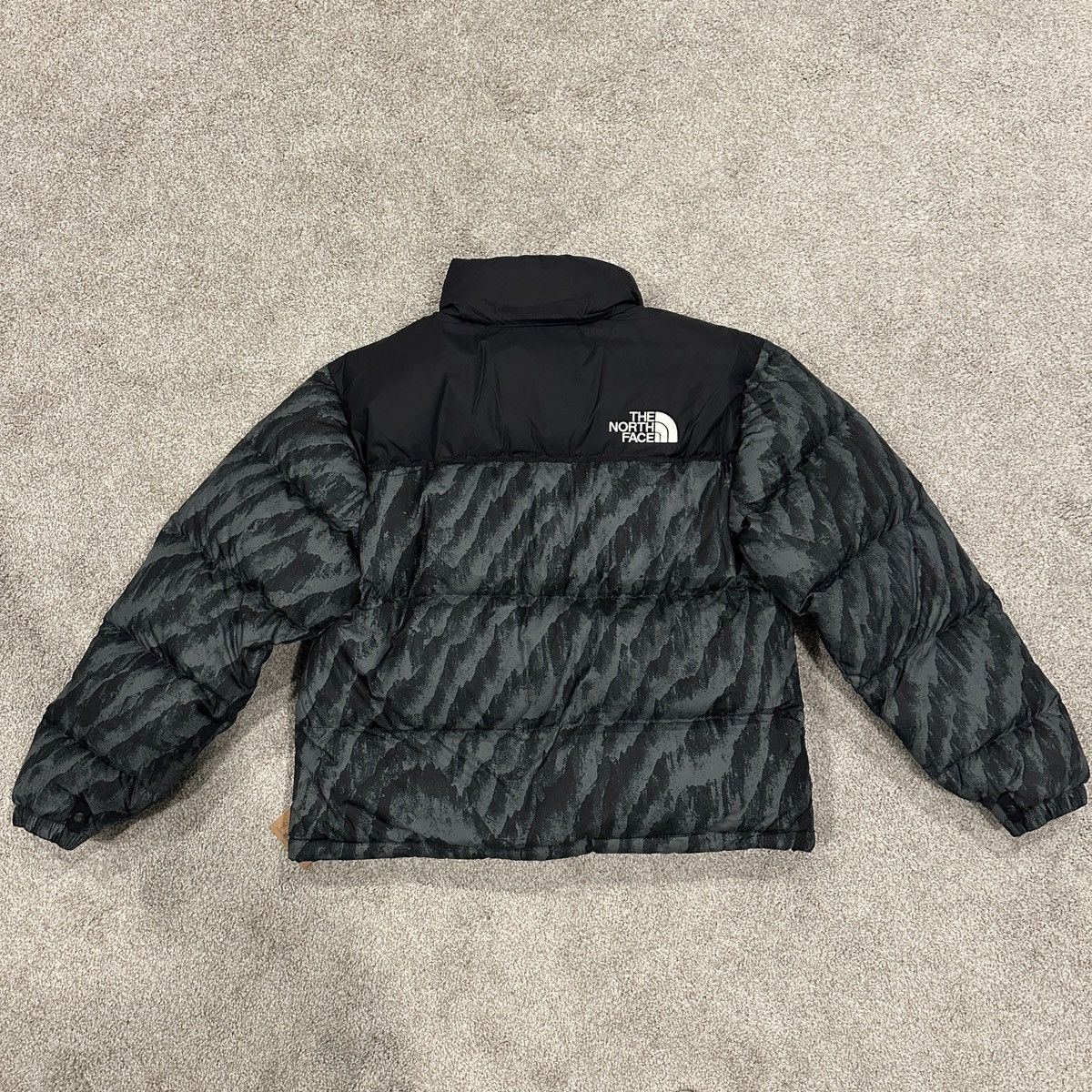 The North Face The North Face 1996 Retro Nuptse 700 Size US M / EU 48-50 / 2 - 3 Thumbnail