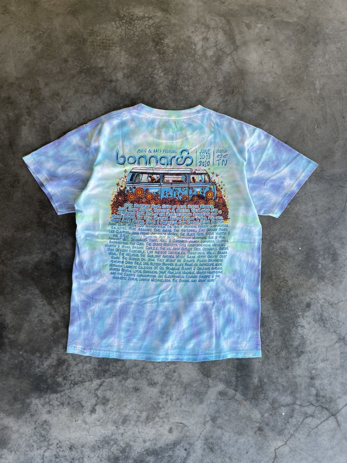 Band Tees Bonnaroo, Music & Arts Fest 2010 Size US M / EU 48-50 / 2 - 8 Thumbnail