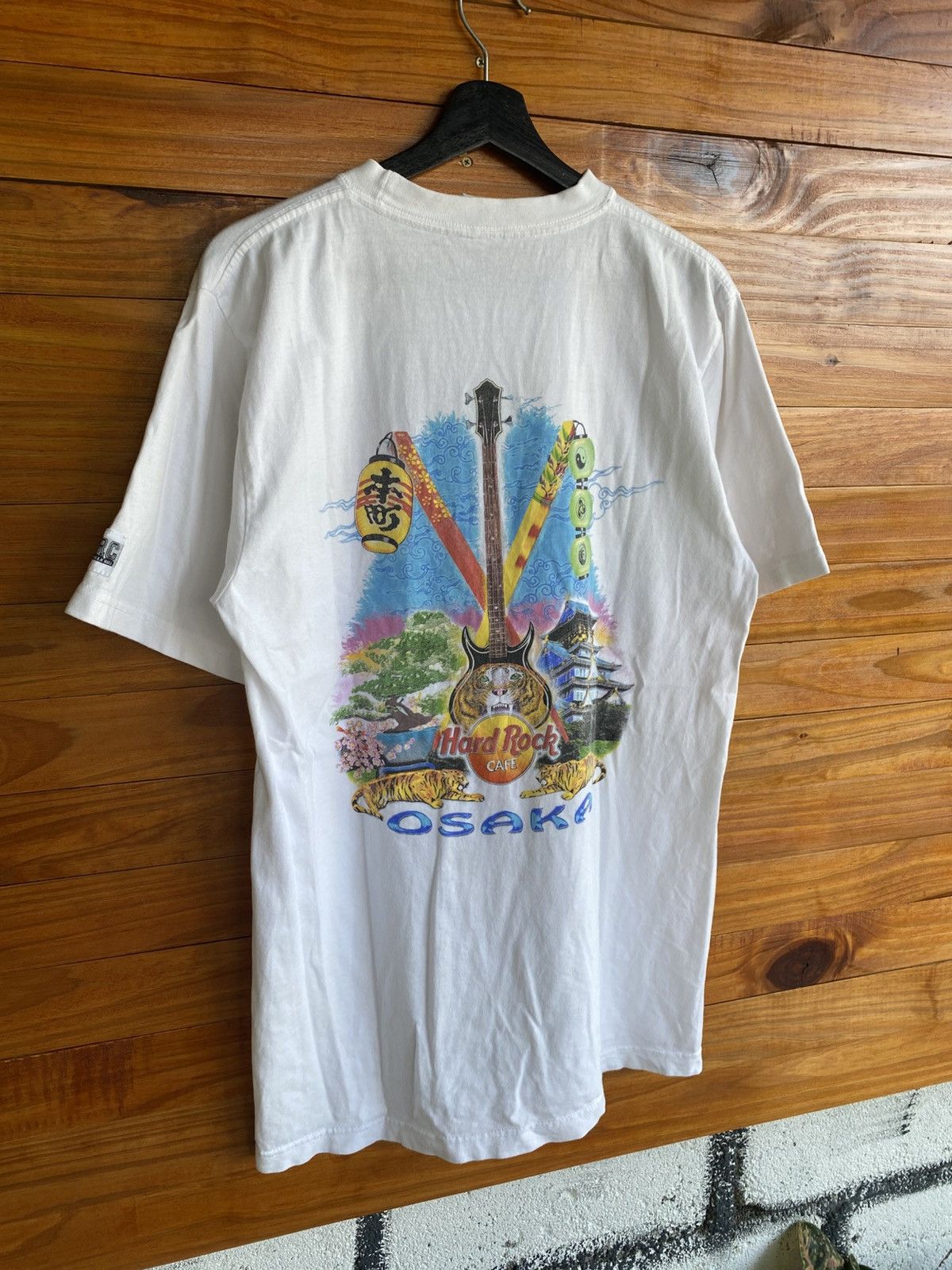 Hard Rock Cafe Vintage Hard Rock Cafe Osaka White Heavy Tee Collectible Size US M / EU 48-50 / 2 - 5 Thumbnail
