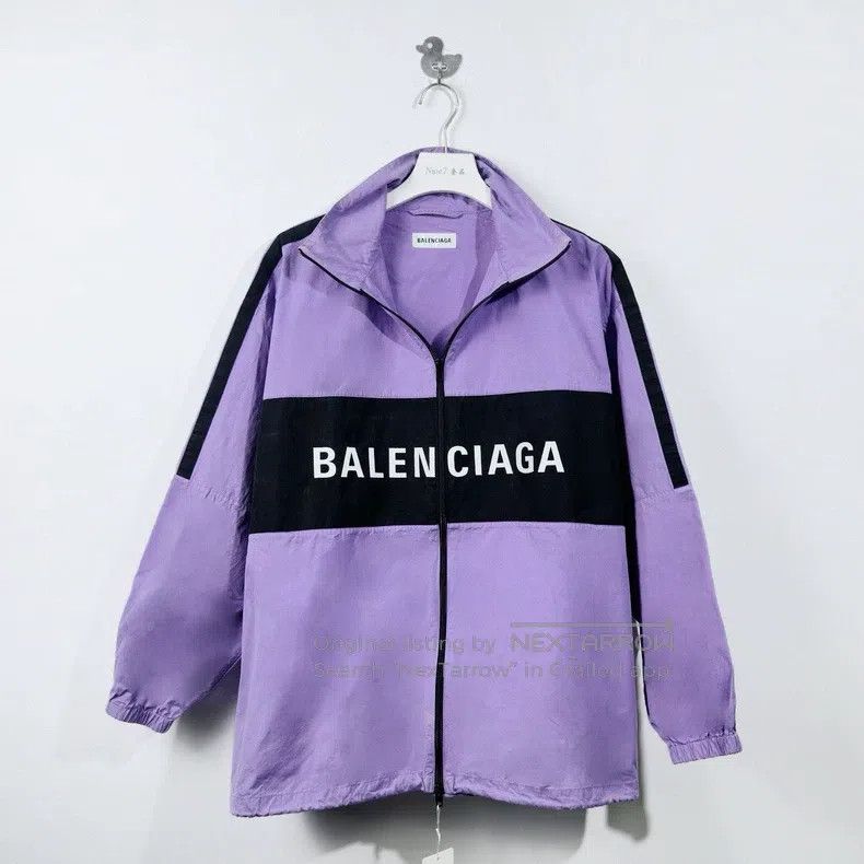 Balenciaga Balenciaga Patch Logo Windbreaker Jacket Purple Size XXS / US 00 / IT 34 - 1 Thumbnail
