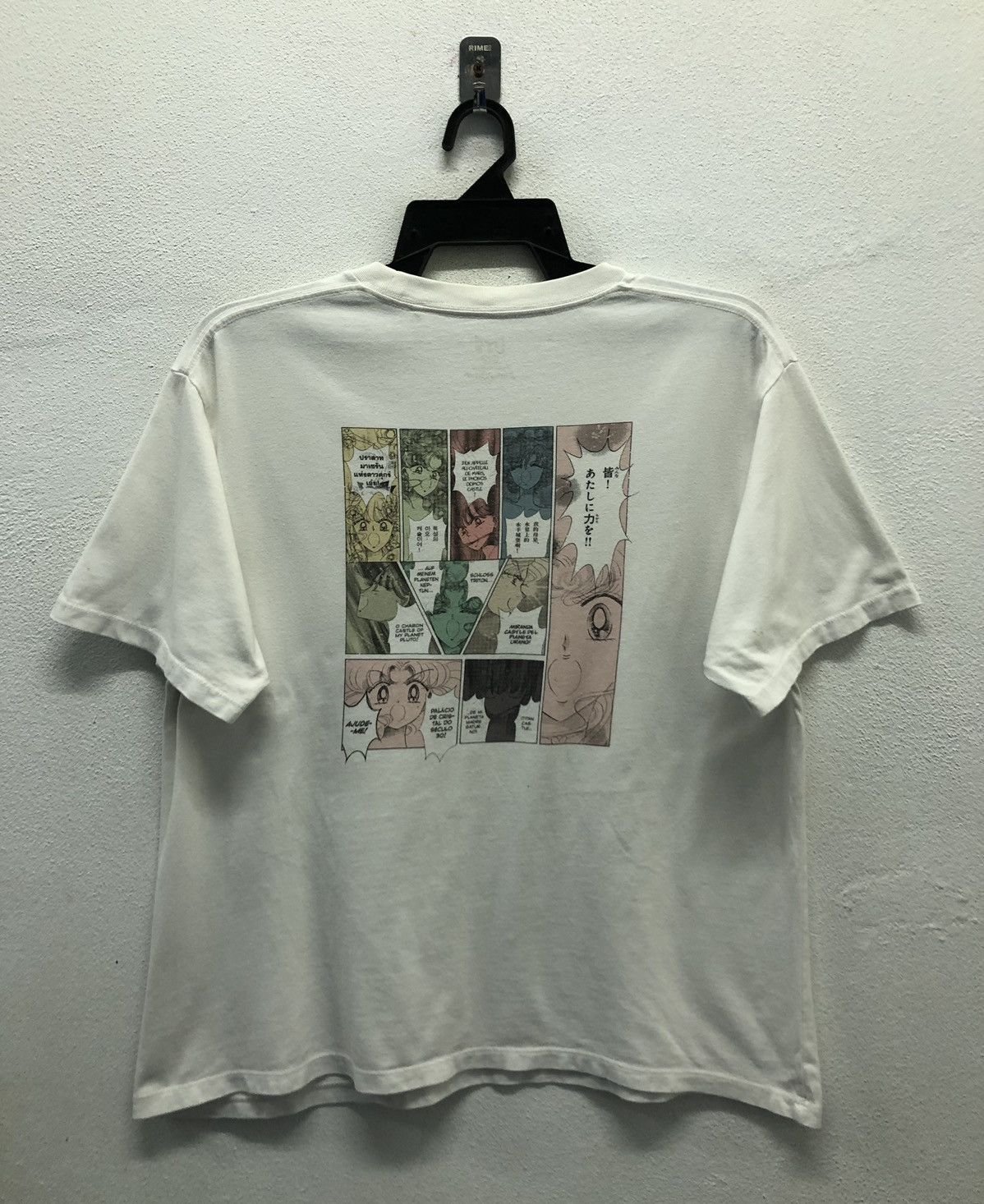Uniqlo Uniqlo Naoko Takeuchi Pretty Guardian Sailor Moon T-Shirt Size US L / EU 52-54 / 3 - 1 Thumbnail