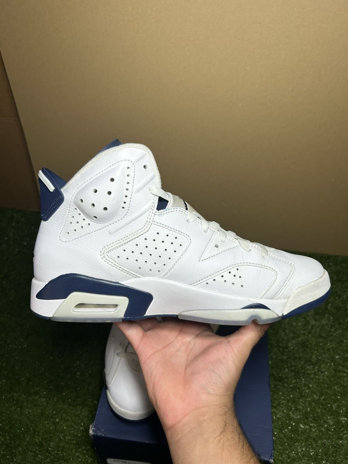 Jordan Brand Jordan 6 Midnight Navy Size US 10 / EU 43 - 4 Thumbnail