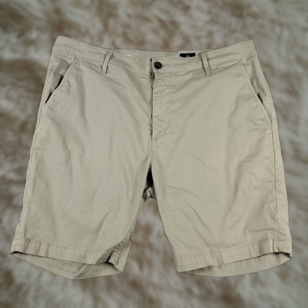 Vintage VINTAGE AG Adriano Goldschmied Shorts Mens Size 38 Chino Flat Front Beige Cotton Casual Size US 38 / EU 54 - 1 Thumbnail