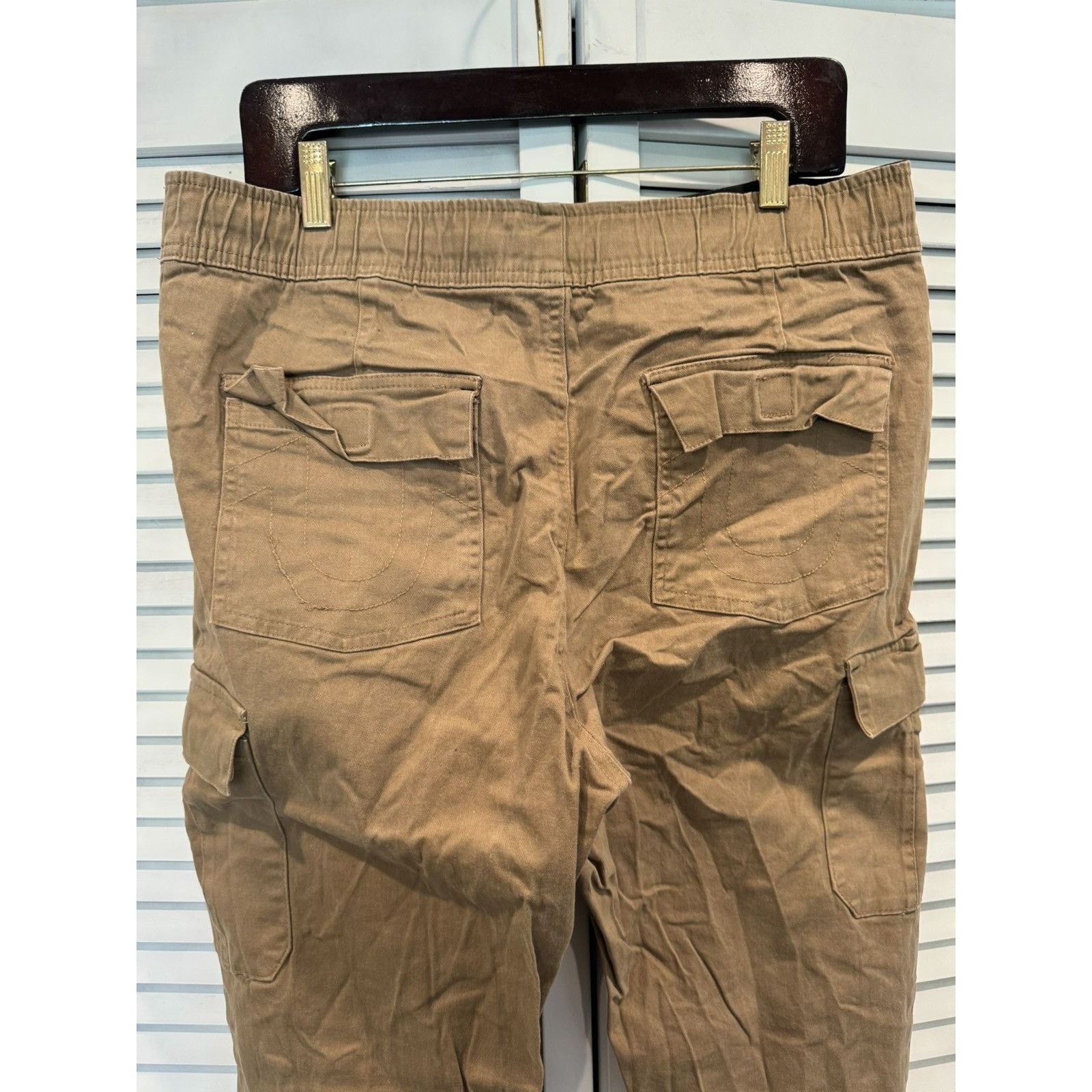 Designer × True Religion True Religion Khaki Tan Cargo Joggers Size Small (30) Size US 30 / EU 46 - 4 Thumbnail