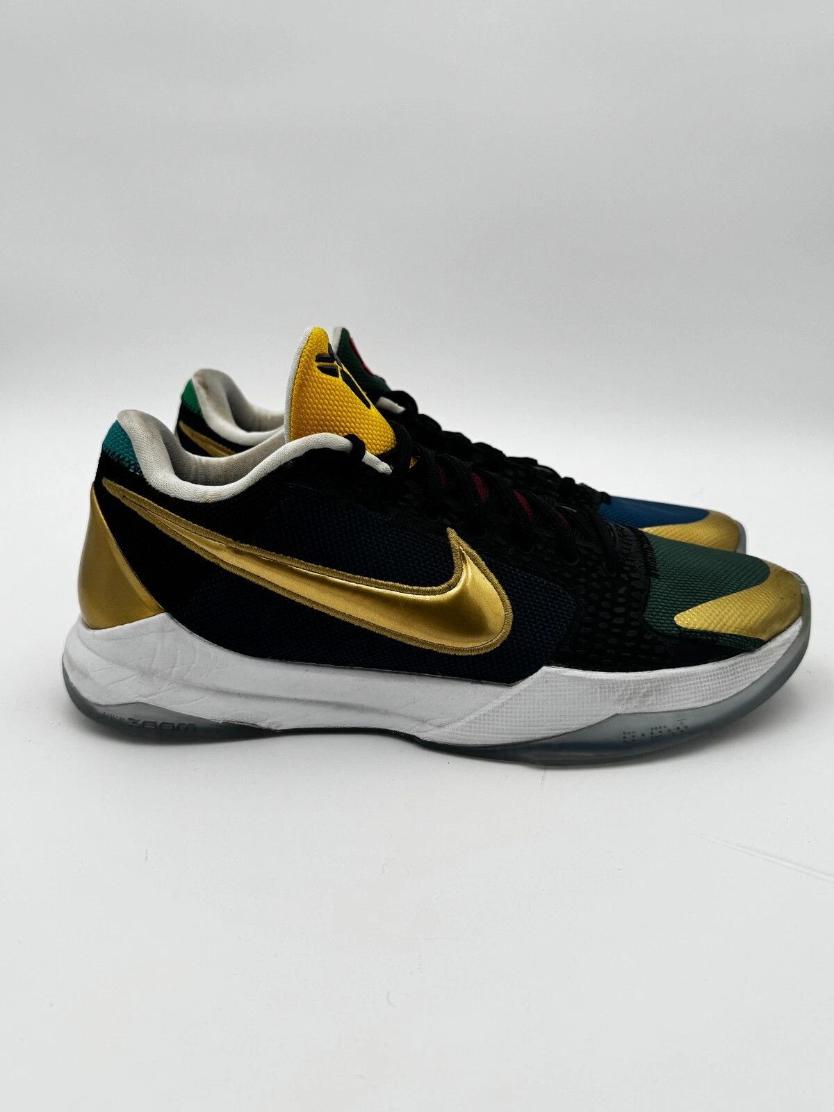 Nike × Undefeated Undefeated Nike Kobe 5 Protro What If? Multi Size US 10 / EU 43 - 2 Thumbnail