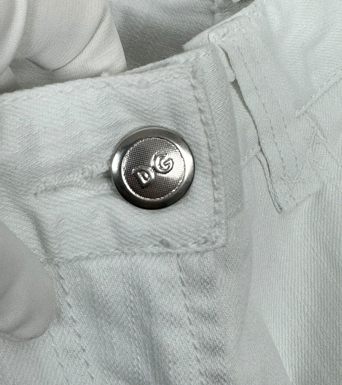 Dolce & Gabbana Dolce & Gabbana Jeans Crop Metal Logo Button Accent size 40 Size 27" / US 4 / IT 40 - 15 Thumbnail