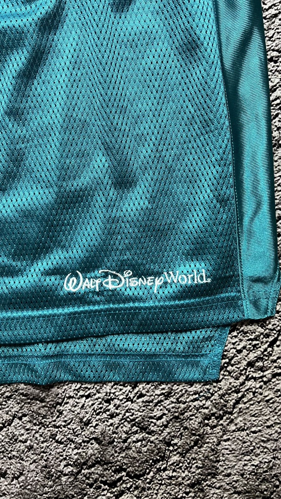 Disney Y2K Walt Disney Lilo & Stitch experiment 626 jersey Size US L / EU 52-54 / 3 - 4 Thumbnail