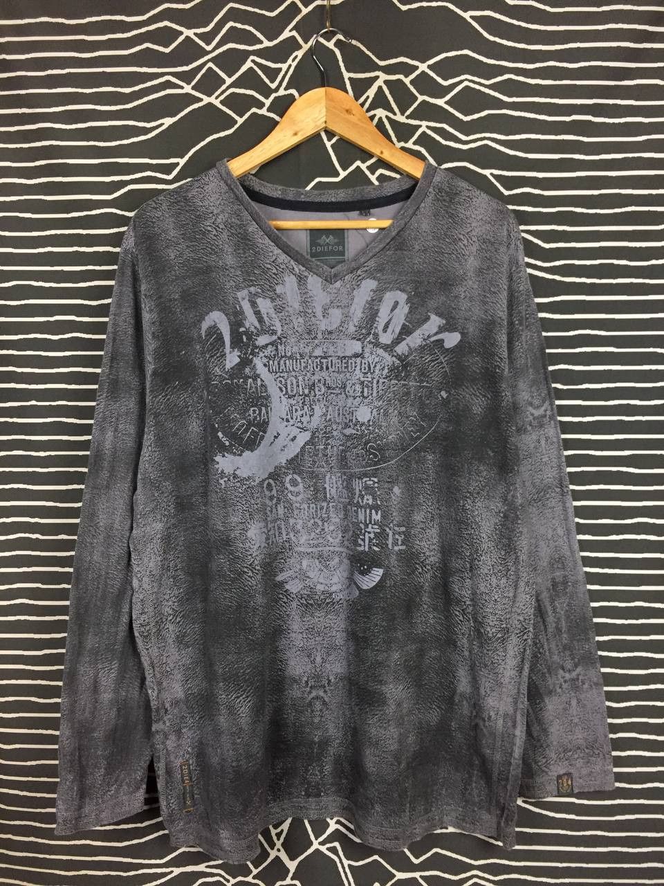 Other 2DIEFOR Acid Wash V-Neck Long Sleeve Tee Size US XL / EU 56 / 4 - 1 Thumbnail