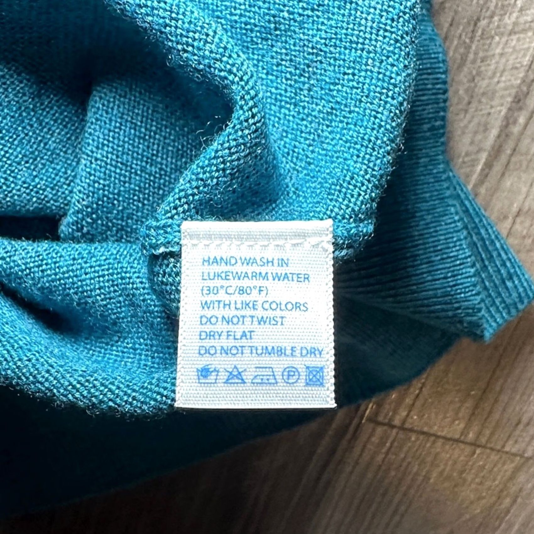 Southern Tide VINTAGE Southern Tide The Skipjack Merino Wool Quarter Zip Sweater - Medium Size US M / EU 48-50 / 2 - 6 Thumbnail