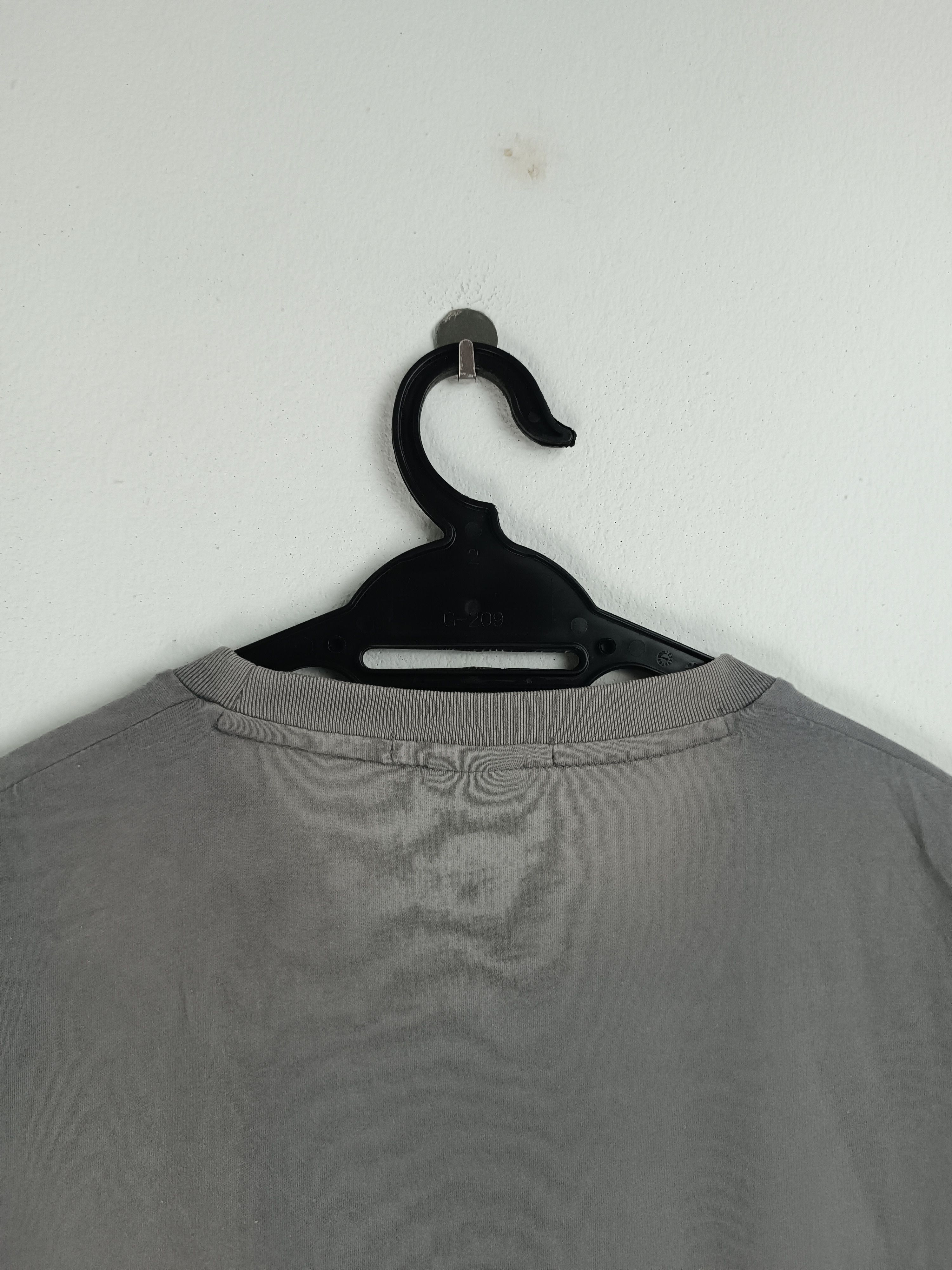 Playstation VINTAGE FADED METAL GEAR SOLID 4 25TH ANN. VERY RARE TEE Size US L / EU 52-54 / 3 - 18 Thumbnail