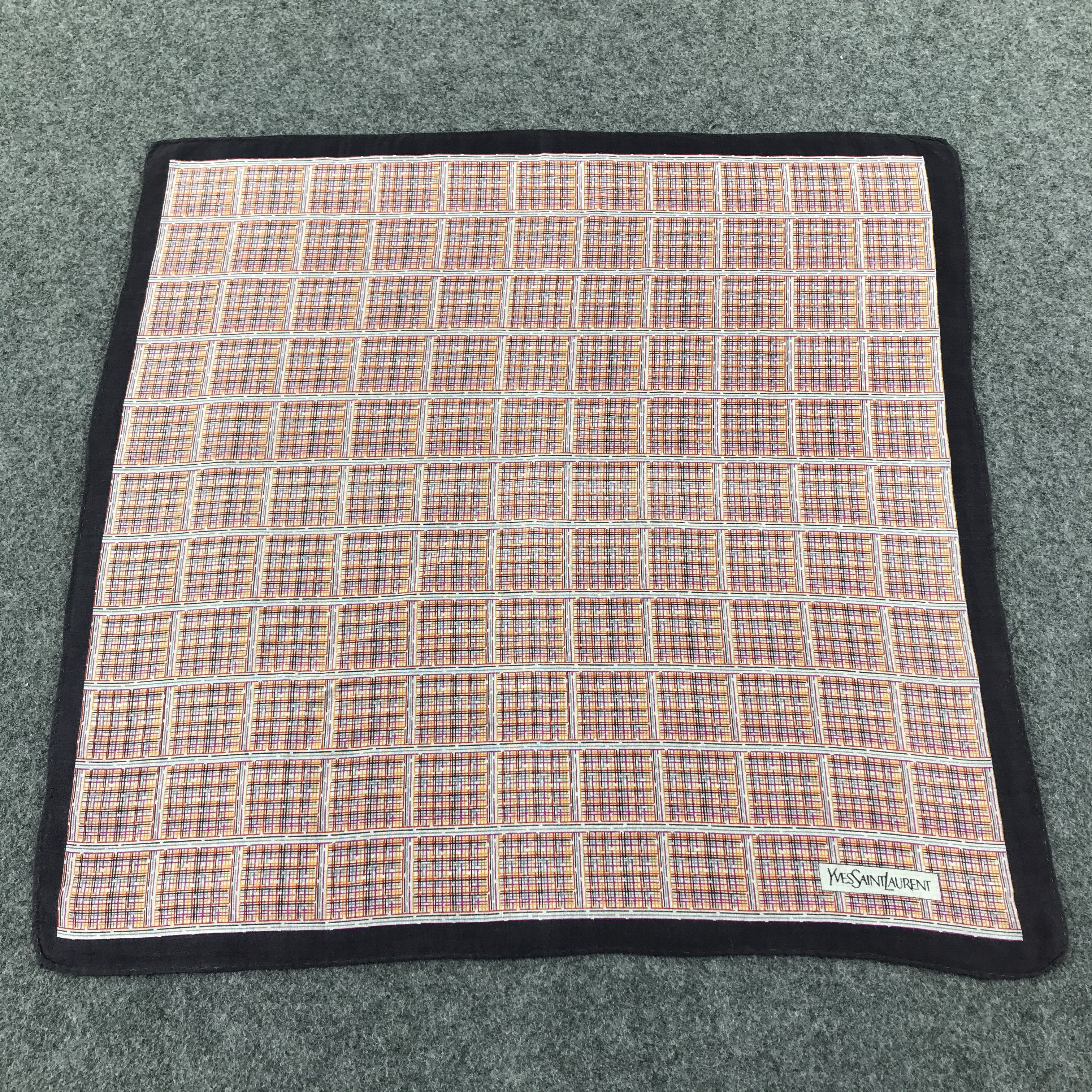 Yves Saint Laurent Yves Saint Laurent Handkerchief Neckerchief Bandana H365 Size ONE SIZE - 1 Thumbnail