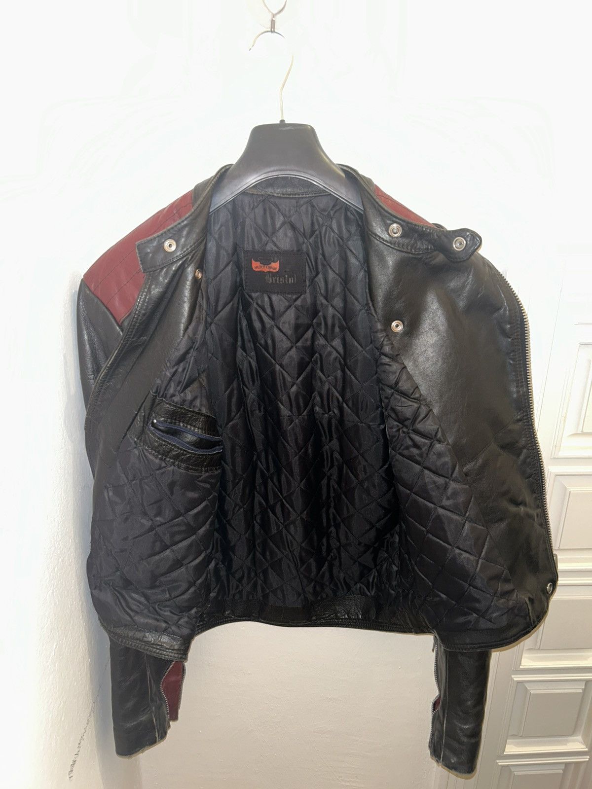 Other Vintage Leather Biker Jacket ENGLAND Size US S / EU 44-46 / 1 - 3 Thumbnail