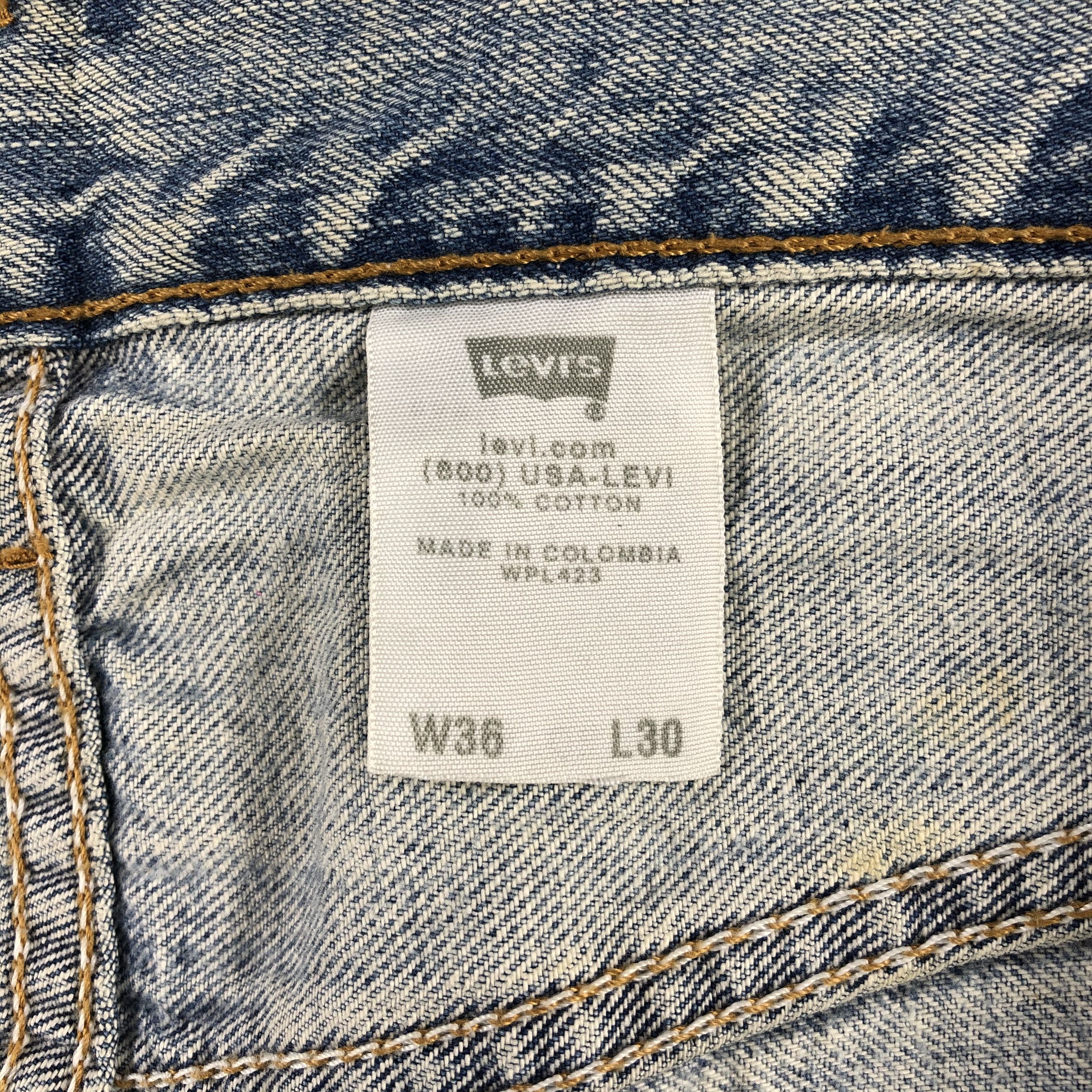 Levi's × Vintage 90s Vintage Ripped Light Wash Levis 501 Jeans-J1611 Size US 36 / EU 52 - 16 Thumbnail