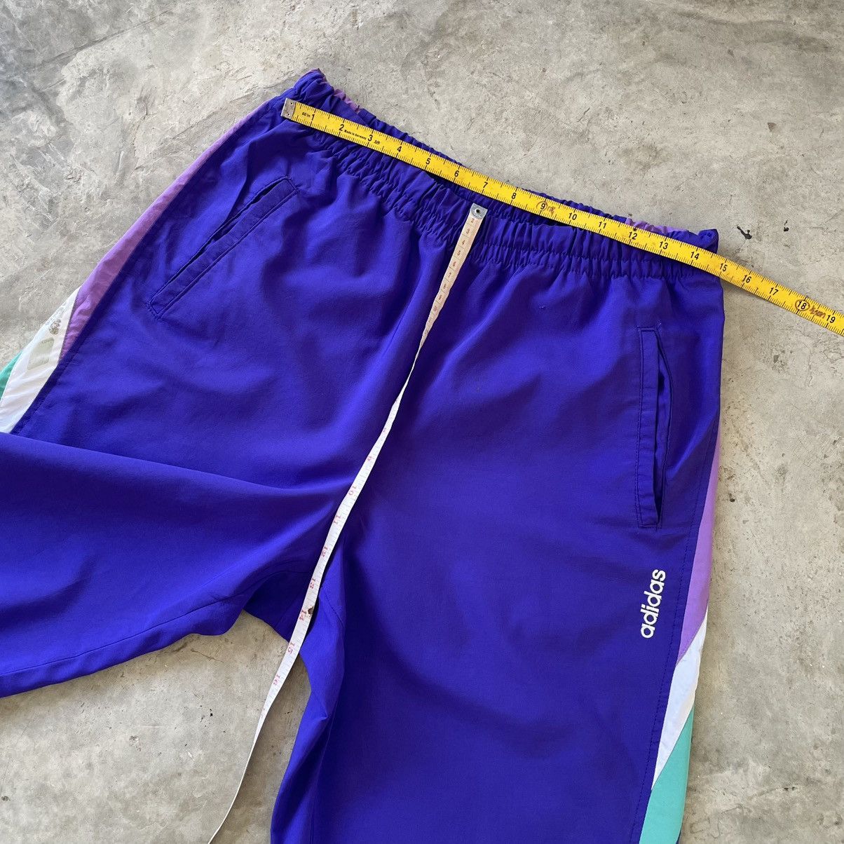 Adidas × Vintage 🔴 Vintage 80’s Adidas Sweatpant 🔴 Size US 29 - 9 Thumbnail