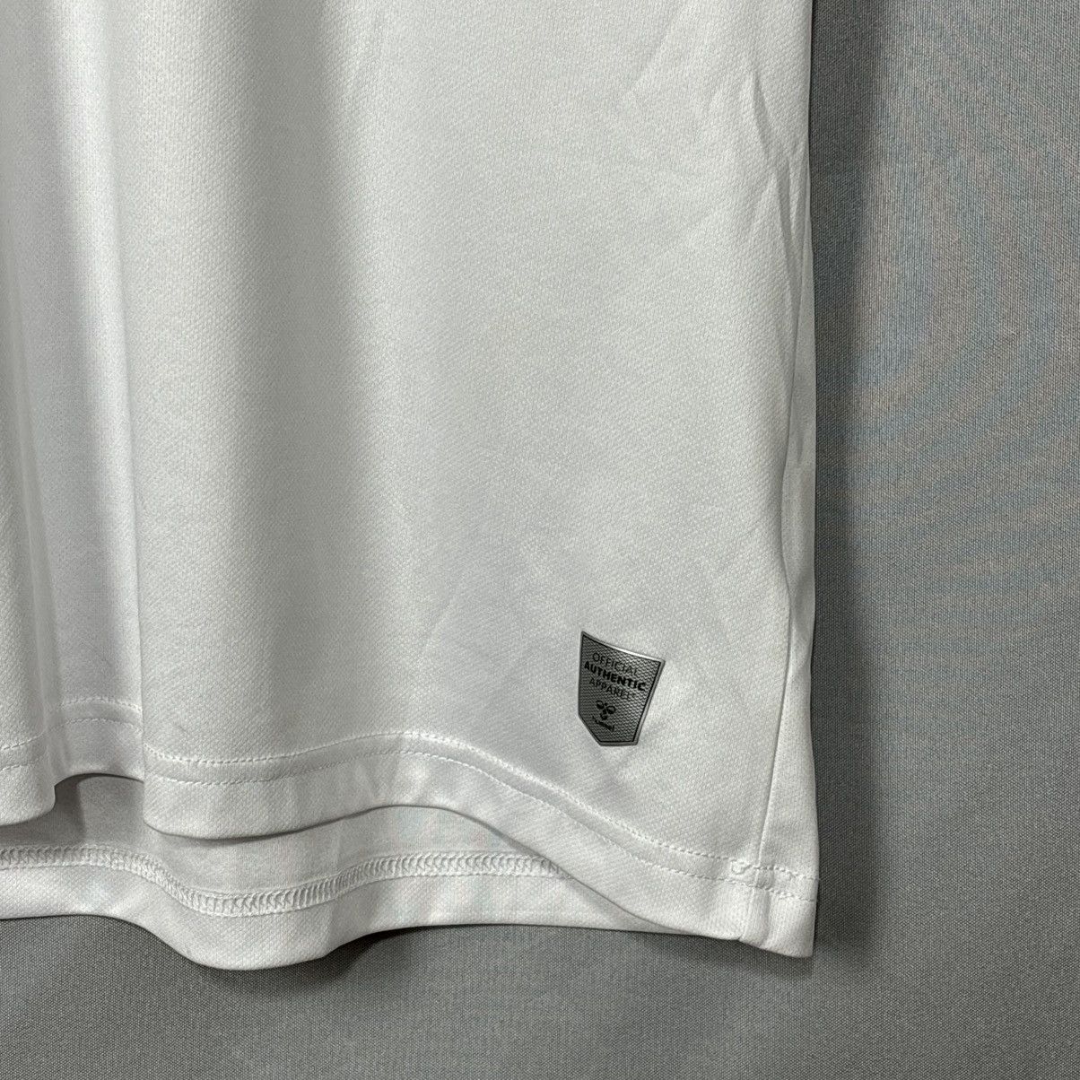 Hummel Hummel FC Middlesbrough white vintage large jersey Size US L / EU 52-54 / 3 - 3 Thumbnail