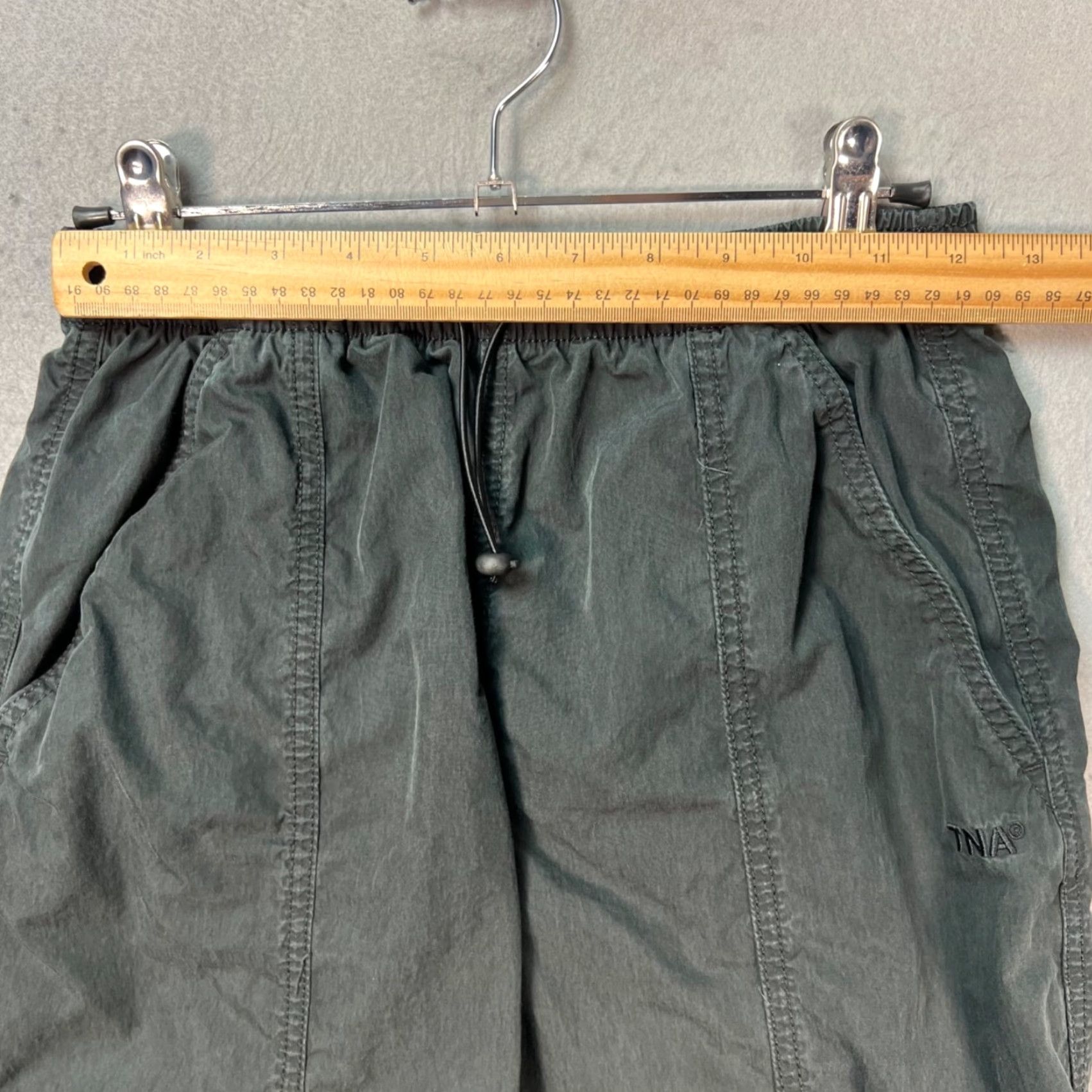 TNA TNA Surplus Division Womens XS Black Nylon-Cotton Wide Leg Cargo Pants Shirt? Size 26" / US 2 / IT 38 - 5 Thumbnail