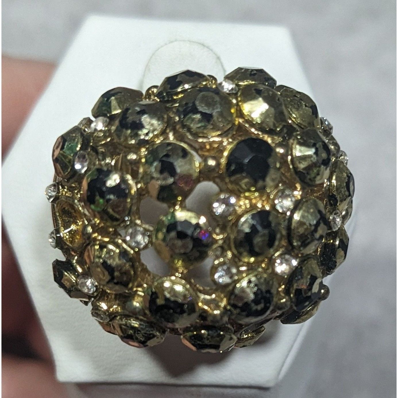 Other Chunky Rhinestone Gold Tone Dome Stretch Size 6 1/2 Size ONE SIZE - 7 Thumbnail