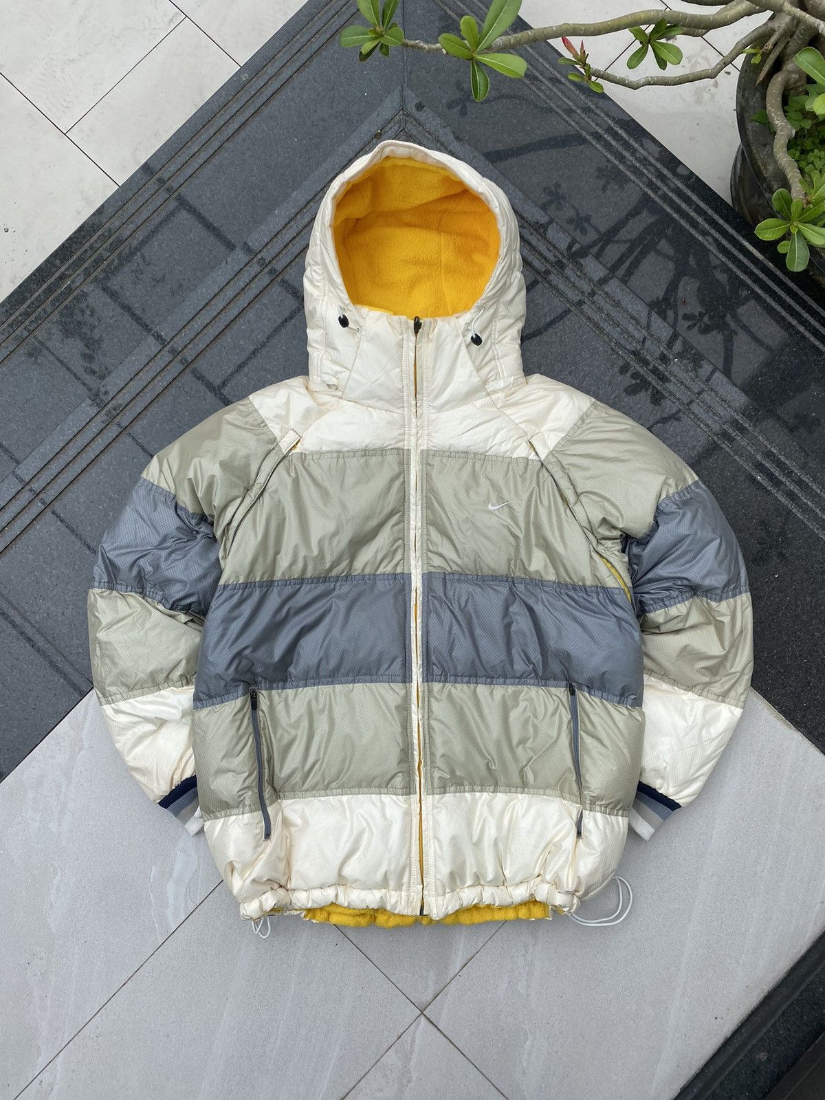 Nike × Vintage 90S NIKE RARE Y2K REVERSIBLE SWOOSH PUFFER DOWN JACKET LOGO Size US XL / EU 56 / 4 - 1 Thumbnail