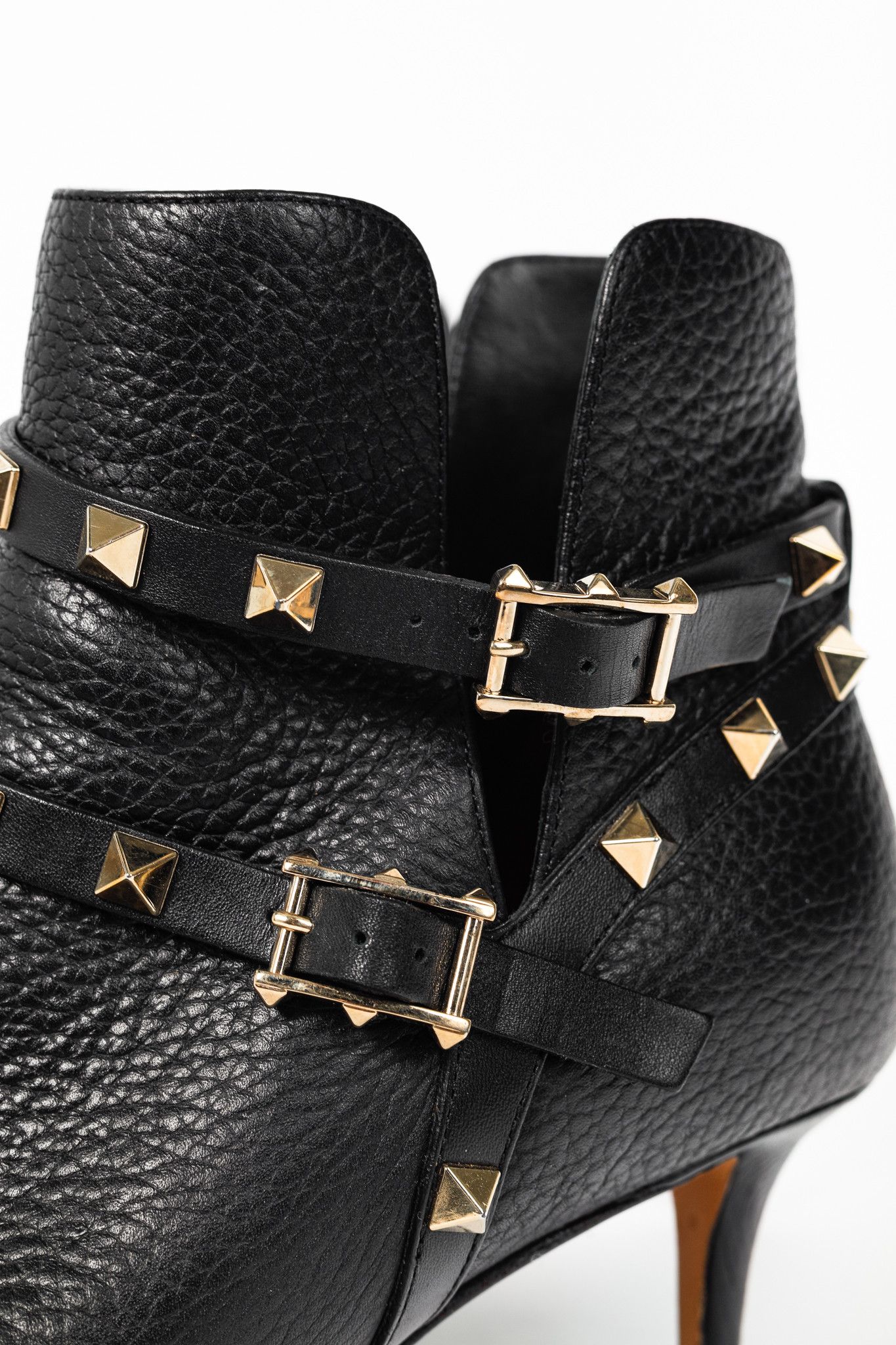 Valentino Valentino Garavani Nero Leather Rockstud Pointed-Toe Booties Size US 7.5 / IT 37.5 - 8 Thumbnail