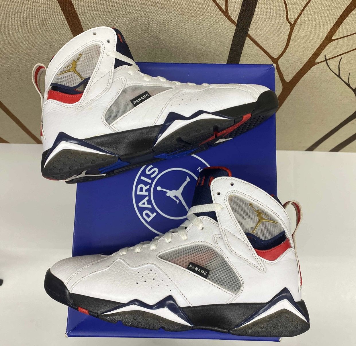 image of Size 9 Paris-Saint Germain X Air Jordan Retro 7 Paname Shoes in White, Men's