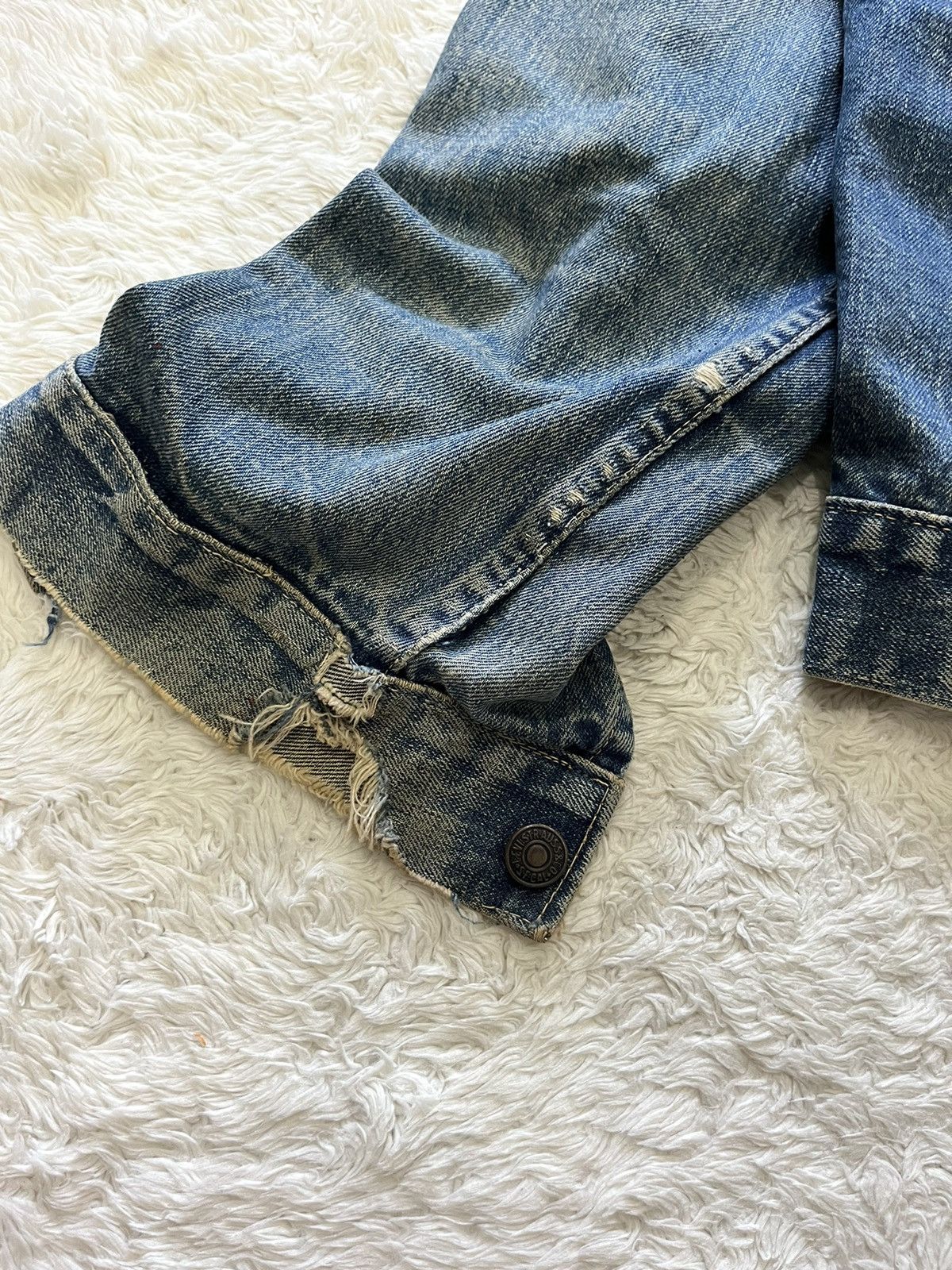 Levi's vintage 1960's levis 70505 trucker denim "TRASH" jacket Size US M / EU 48-50 / 2 - 14 Thumbnail