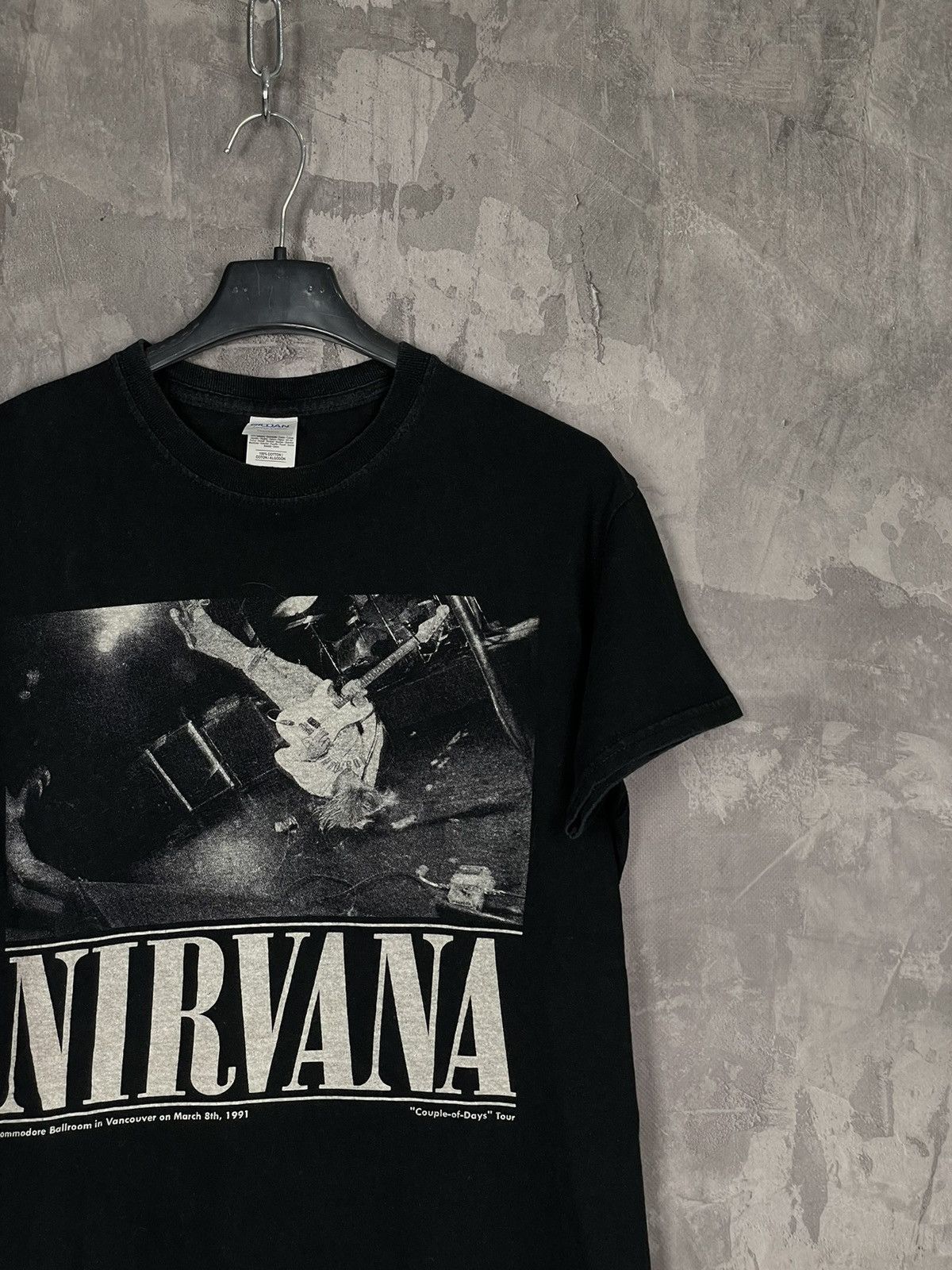 Band Tees × Vintage Nirvana Vintage Printed Y2K Rare Rock Metal Band T shirt Size US S / EU 44-46 / 1 - 3 Thumbnail