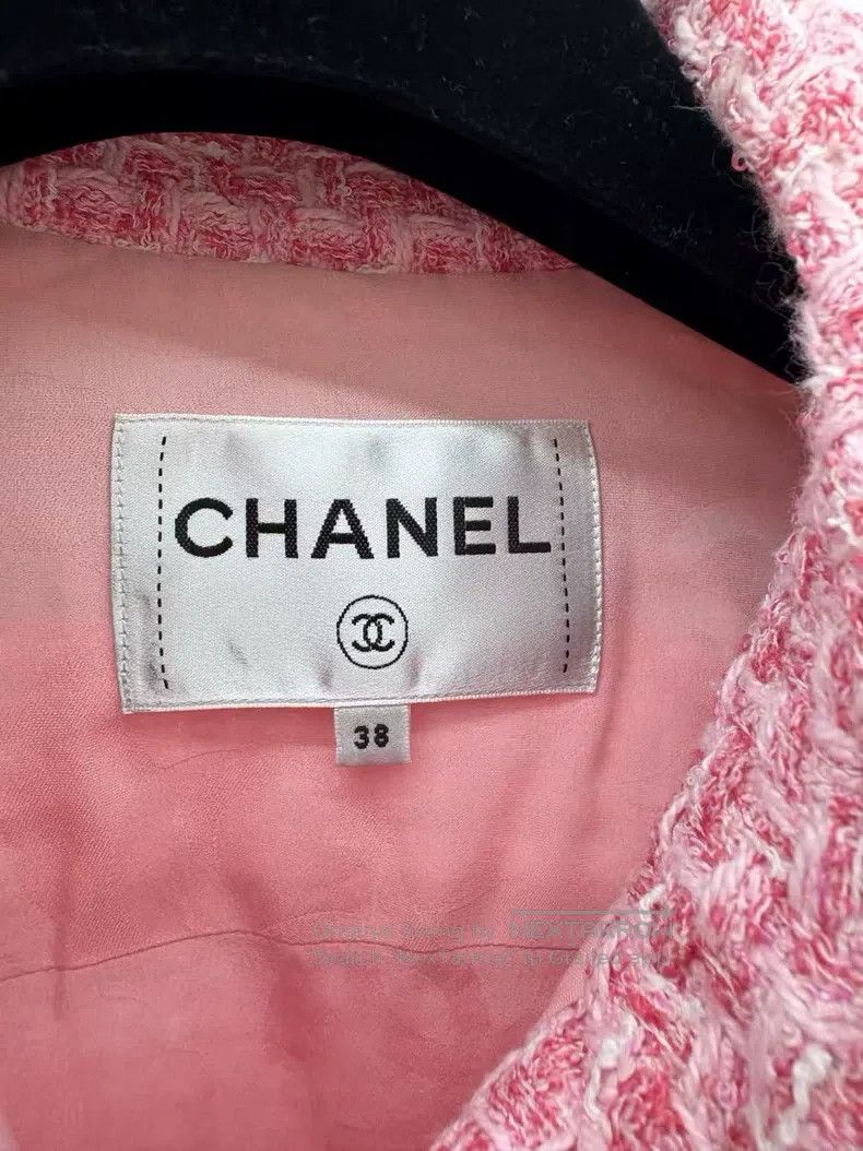 Chanel Chanel 23 Spring and Summer Series Pink Tweed Short-sleeve Size XS / US 0-2 / IT 36-38 - 4 Thumbnail